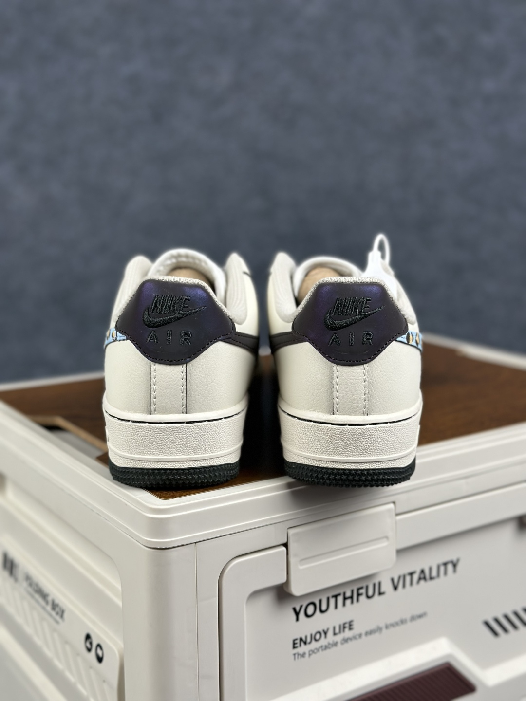 Nike Air Force 1'07 Low 联名款 空军一号低帮休闲板鞋 FB1839-199