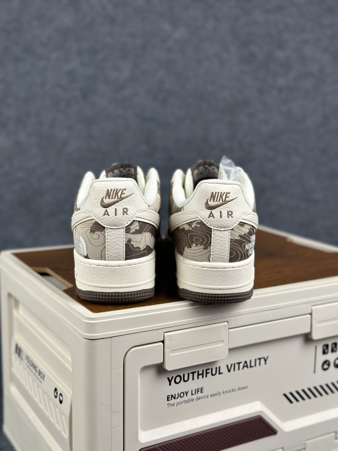 Nike Air Force 1'07 Low 联名款 空军一号低帮休闲板鞋 XD6188-163-Top High Quatity Cheap Sneakers Fashion Clothing Clothes Bags handbags Shoes of all Brand wholesale With The best Quality And Beautiful Price from China Factory Chinese suppliers wholesaler seller Nike Air Force 1'07 Low 联名款 空军一号低帮休闲板鞋 XD6188-163