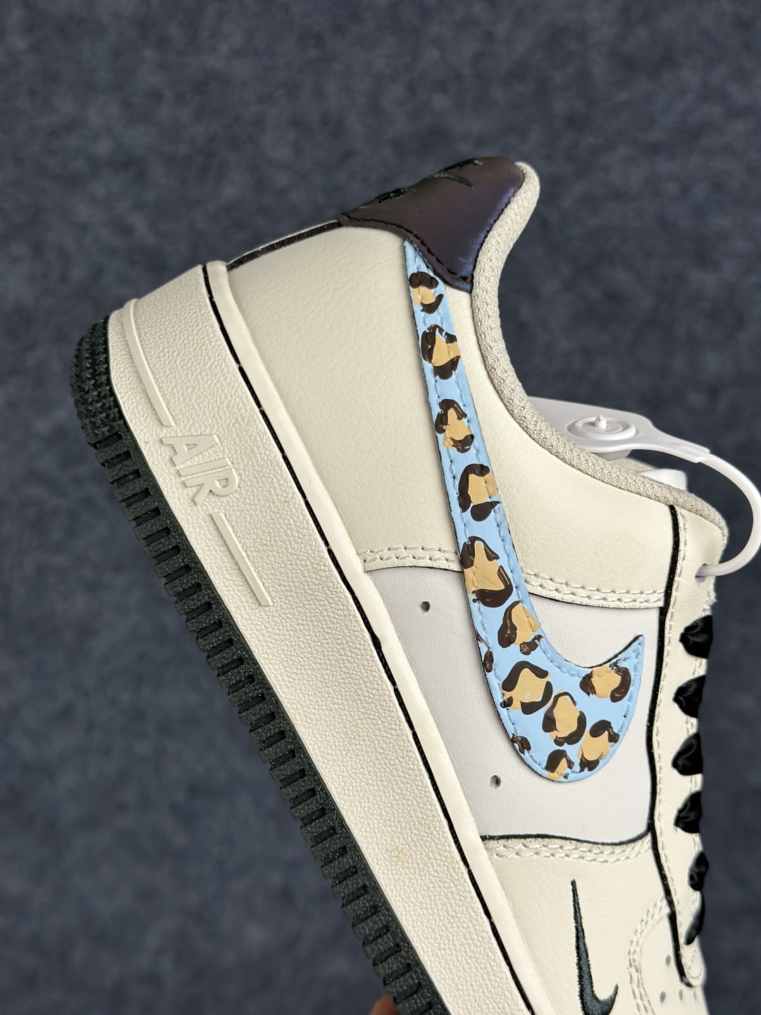 Nike Air Force 1'07 Low 联名款 空军一号低帮休闲板鞋 FB1839-199