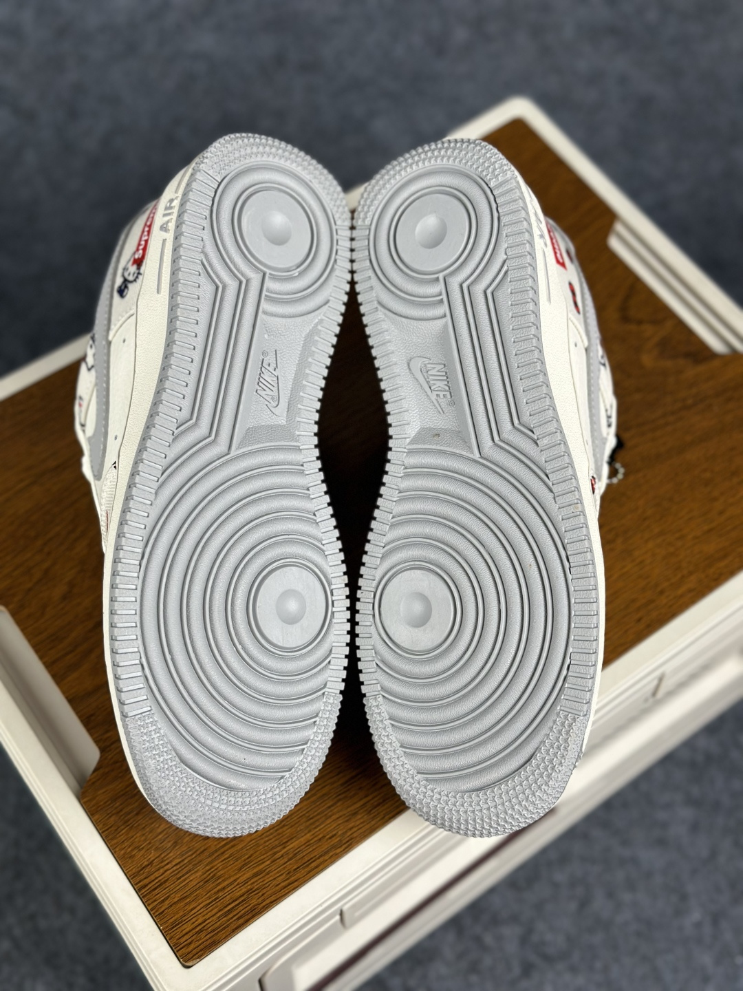 Nike Air Force 1'07 Low 联名款 空军一号低帮休闲板鞋 NH0601-608-Top High Quatity Cheap Sneakers Fashion Clothing Clothes Bags handbags Shoes of all Brand wholesale With The best Quality And Beautiful Price from China Factory Chinese suppliers wholesaler seller Nike Air Force 1'07 Low 联名款 空军一号低帮休闲板鞋 NH0601-608