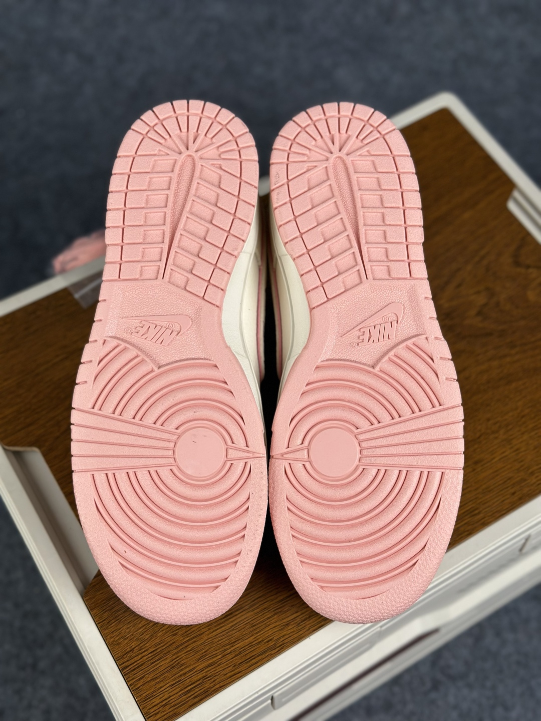 Nike Dunk Low Retro “DIY高端定制” 耐克低帮休闲运动板鞋滑板鞋 DS6608-009-Top High Quatity Cheap Sneakers Fashion Clothing Clothes Bags handbags Shoes of all Brand wholesale With The best Quality And Beautiful Price from China Factory Chinese suppliers wholesaler seller Nike Dunk Low Retro “DIY高端定制” 耐克低帮休闲运动板鞋滑板鞋 DS6608-009