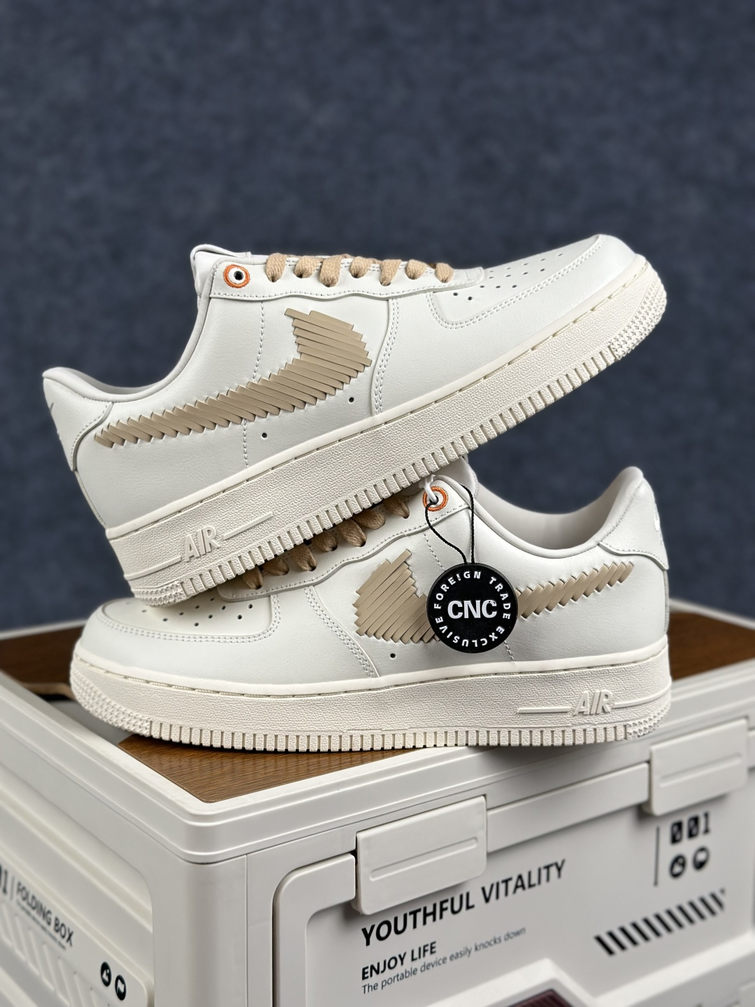 CNC版本NIKE AIR FORCE 1‘07 LV8 IR7011-121-Top High Quatity Cheap Sneakers Fashion Clothing Clothes Bags handbags Shoes of all Brand wholesale With The best Quality And Beautiful Price from China Factory Chinese suppliers wholesaler seller CNC版本NIKE AIR FORCE 1‘07 LV8 IR7011-121
