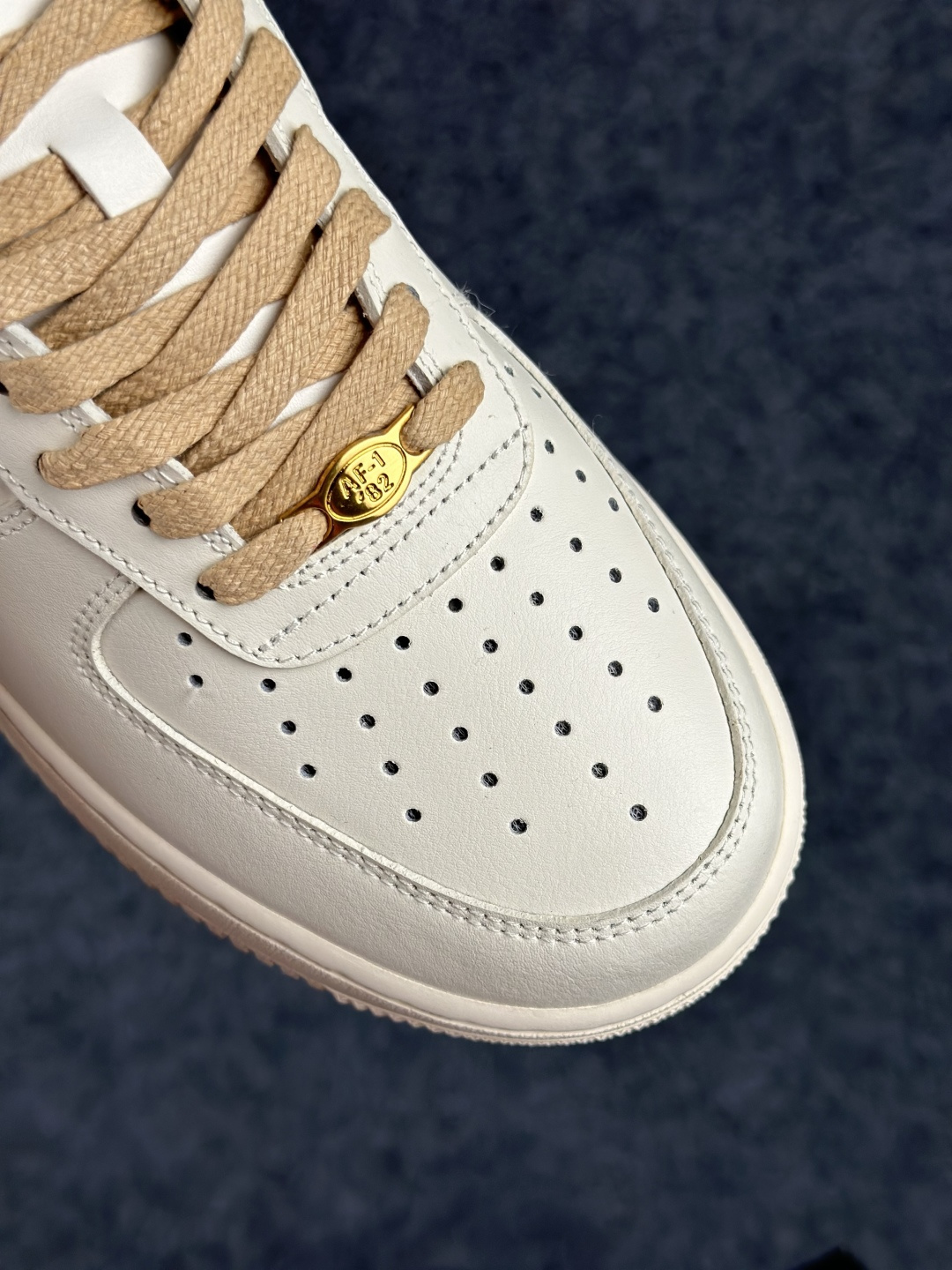 CNC版本NIKE AIR FORCE 1‘07 LV8 IR7011-121-Top High Quatity Cheap Sneakers Fashion Clothing Clothes Bags handbags Shoes of all Brand wholesale With The best Quality And Beautiful Price from China Factory Chinese suppliers wholesaler seller CNC版本NIKE AIR FORCE 1‘07 LV8 IR7011-121
