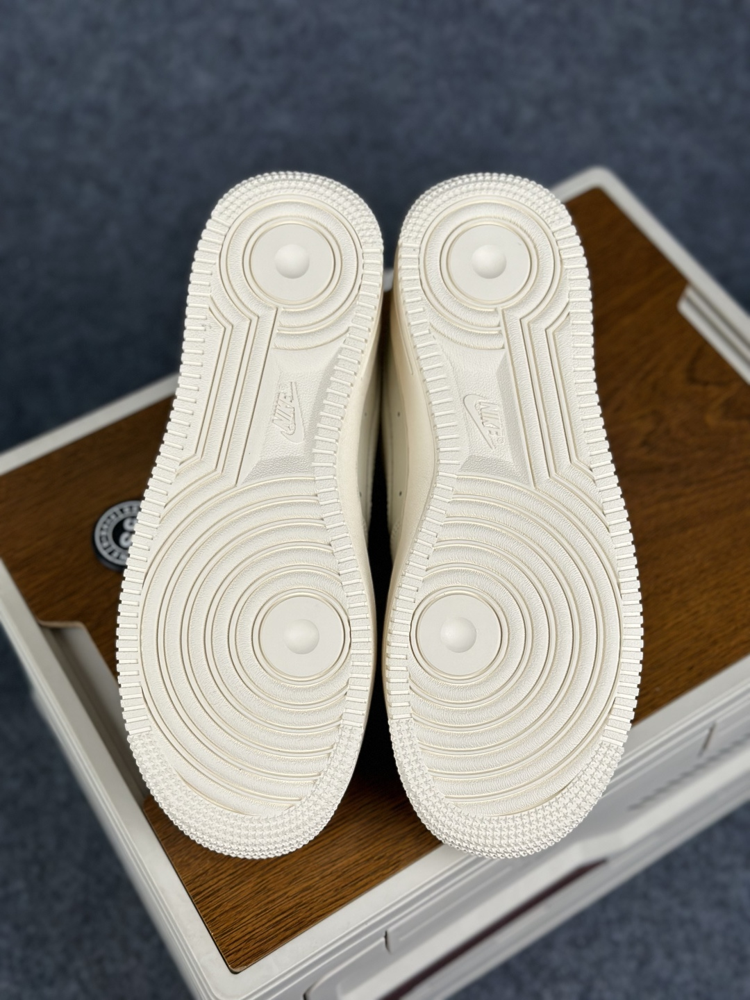 CNC版本NIKE AIR FORCE 1‘07 LV8 IR7011-121-Top High Quatity Cheap Sneakers Fashion Clothing Clothes Bags handbags Shoes of all Brand wholesale With The best Quality And Beautiful Price from China Factory Chinese suppliers wholesaler seller CNC版本NIKE AIR FORCE 1‘07 LV8 IR7011-121