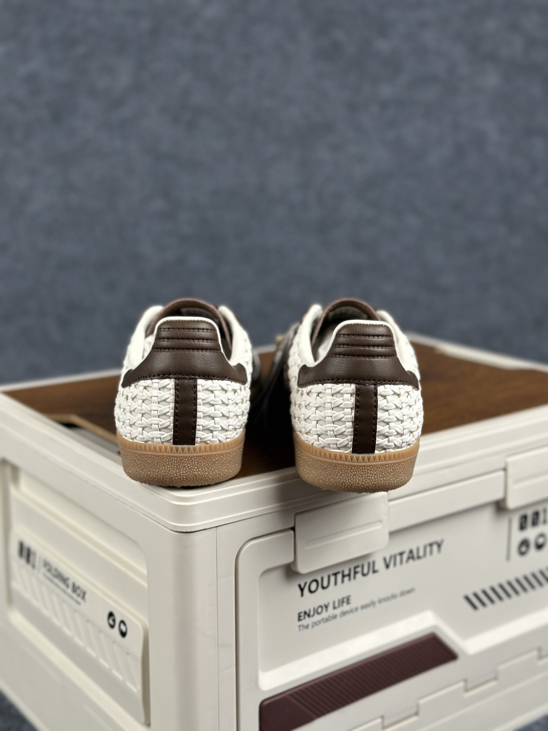 HZ版Adidas Originals Samba 阿迪达斯三叶草 桑巴舞系列绅士德训足球风百搭低帮休闲运动板鞋 IH9373-Top High Quatity Cheap Sneakers Fashion Clothing Clothes Bags handbags Shoes of all Brand wholesale With The best Quality And Beautiful Price from China Factory Chinese suppliers wholesaler seller HZ版Adidas Originals Samba 阿迪达斯三叶草 桑巴舞系列绅士德训足球风百搭低帮休闲运动板鞋 IH9373