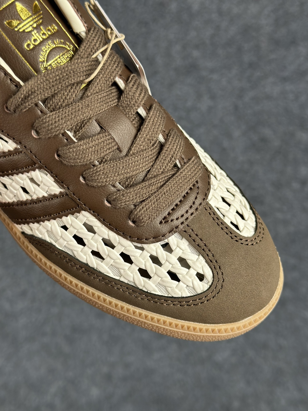 HZ版Adidas Originals Samba 阿迪达斯三叶草 桑巴舞系列绅士德训足球风百搭低帮休闲运动板鞋 IH9373-Top High Quatity Cheap Sneakers Fashion Clothing Clothes Bags handbags Shoes of all Brand wholesale With The best Quality And Beautiful Price from China Factory Chinese suppliers wholesaler seller HZ版Adidas Originals Samba 阿迪达斯三叶草 桑巴舞系列绅士德训足球风百搭低帮休闲运动板鞋 IH9373