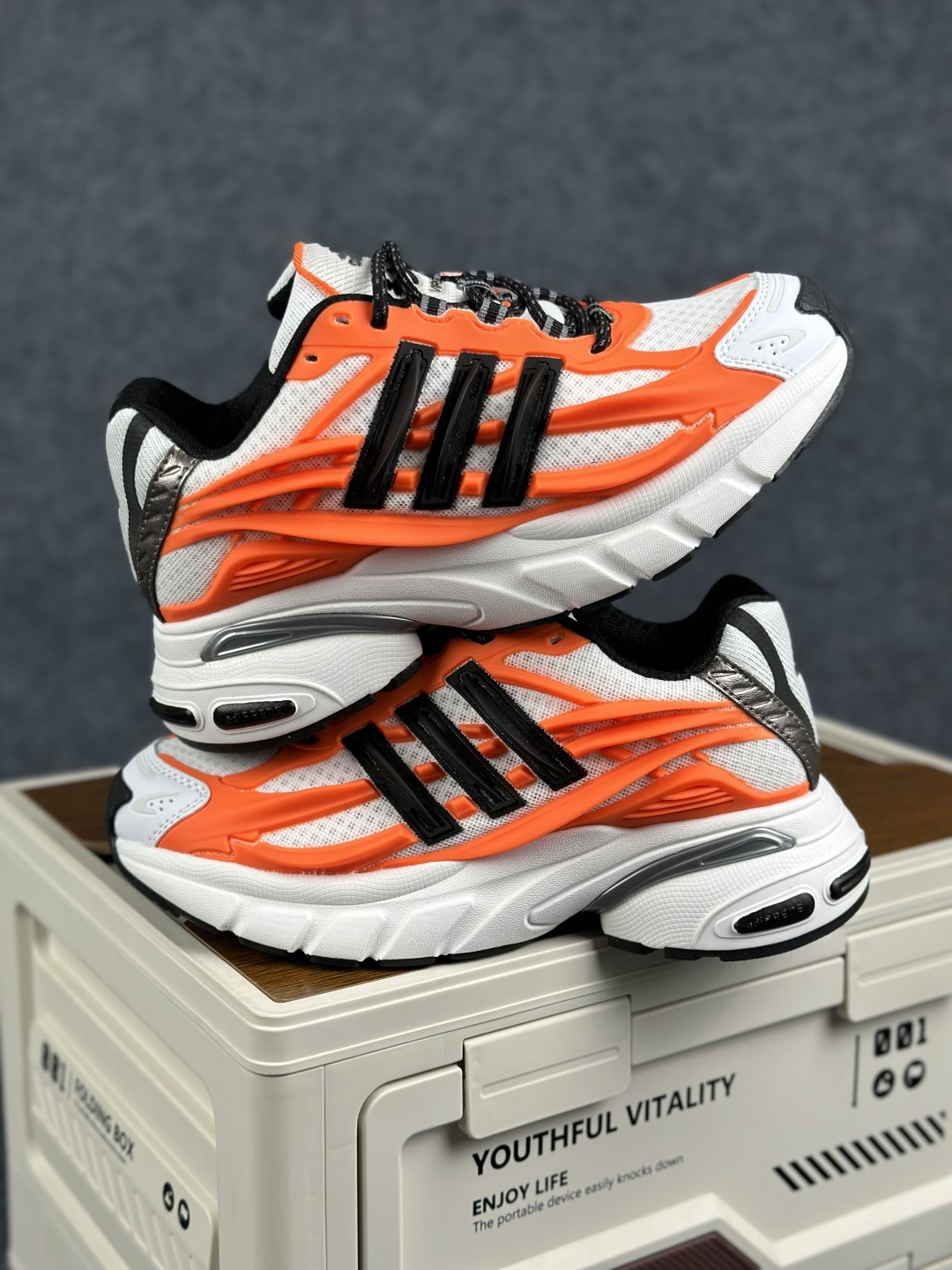外贸爆款 Pharrell x Adidas Adistar Jellyfish GLX 2.0阿迪达斯联名款低帮复古风老爹鞋 HQ7468-Top High Quatity Cheap Sneakers Fashion Clothing Clothes Bags handbags Shoes of all Brand wholesale With The best Quality And Beautiful Price from China Factory Chinese suppliers wholesaler seller 外贸爆款 Pharrell x Adidas Adistar Jellyfish GLX 2.0阿迪达斯联名款低帮复古风老爹鞋 HQ7468