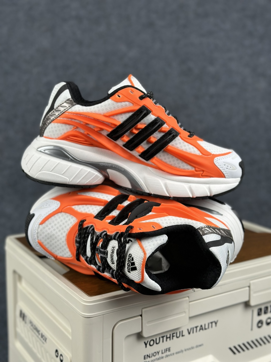 外贸爆款 Pharrell x Adidas Adistar Jellyfish GLX 2.0阿迪达斯联名款低帮复古风老爹鞋 HQ7468-Top High Quatity Cheap Sneakers Fashion Clothing Clothes Bags handbags Shoes of all Brand wholesale With The best Quality And Beautiful Price from China Factory Chinese suppliers wholesaler seller 外贸爆款 Pharrell x Adidas Adistar Jellyfish GLX 2.0阿迪达斯联名款低帮复古风老爹鞋 HQ7468