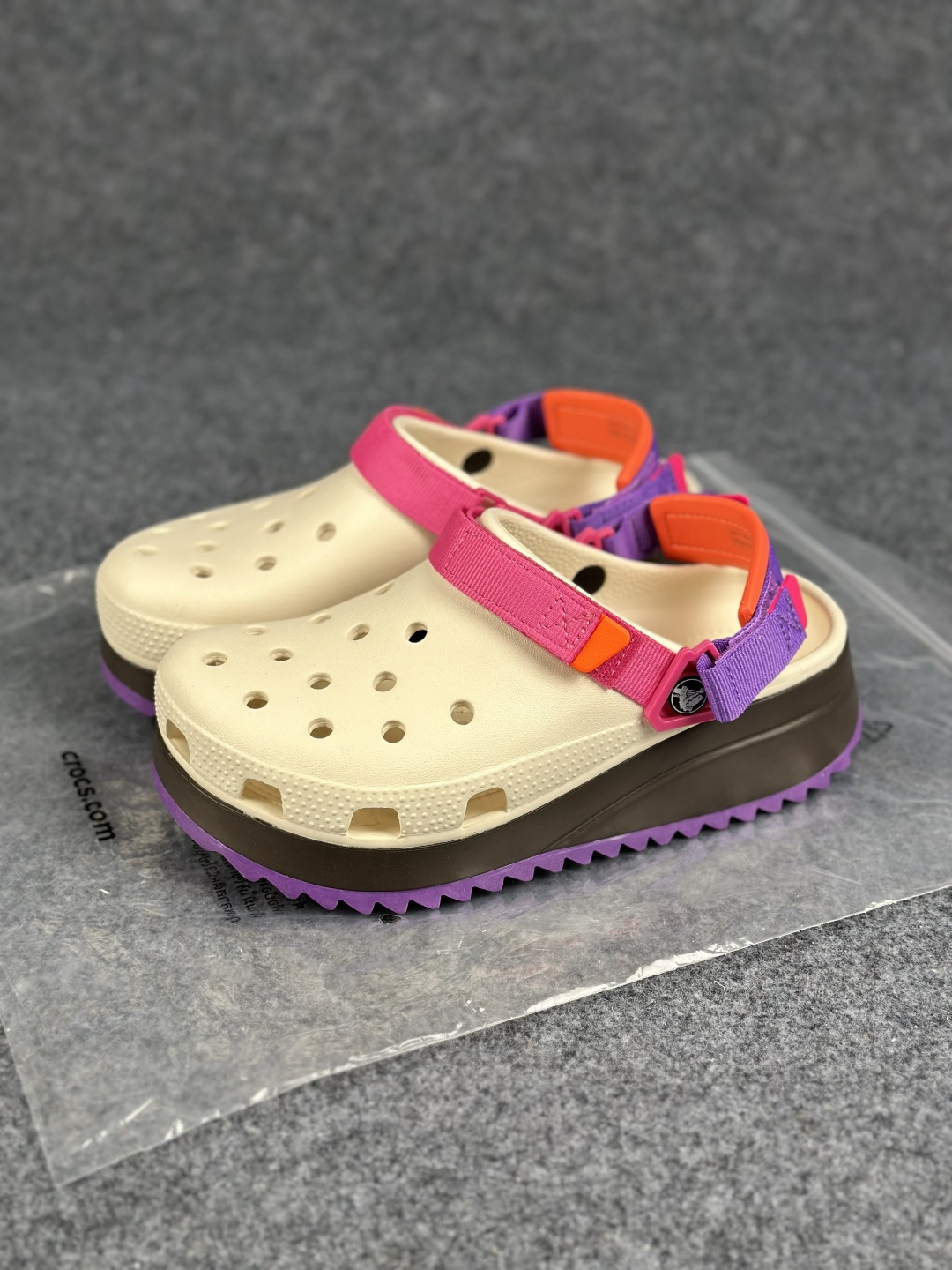 默认软包 鞋盒+5 Crocs 经典酷走厚底洞洞鞋(彩底扎染款)-Top High Quatity Cheap Sneakers Fashion Clothing Clothes Bags handbags Shoes of all Brand wholesale With The best Quality And Beautiful Price from China Factory Chinese suppliers wholesaler seller 默认软包 鞋盒+5 Crocs 经典酷走厚底洞洞鞋(彩底扎染款)
