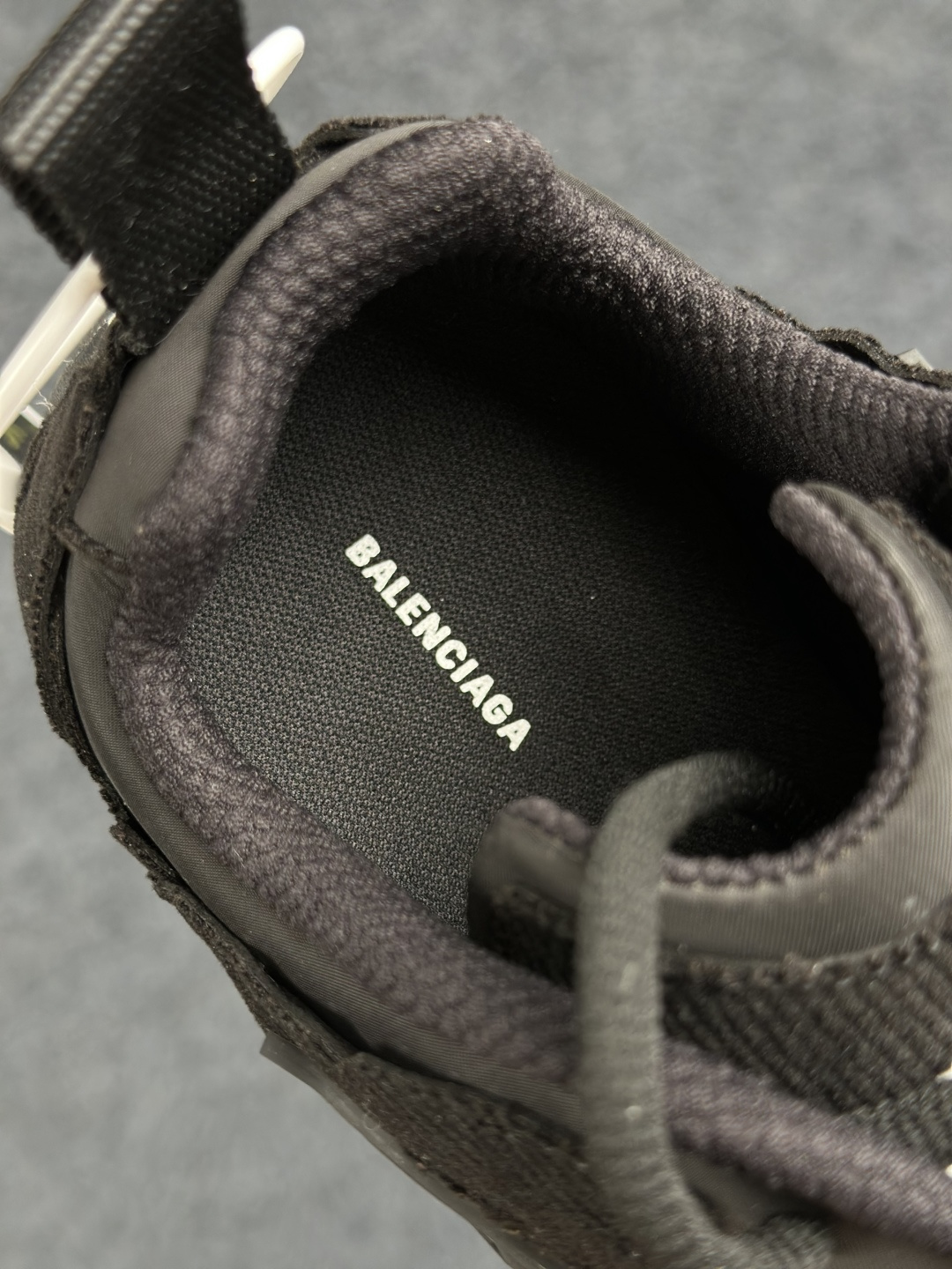 巴黎世家20代 Monday Ultra 棕色 灯芯绒织物面 Balenciaga 圆头系带低帮生活休闲鞋-Top High Quatity Cheap Sneakers Fashion Clothing Clothes Bags handbags Shoes of all Brand wholesale With The best Quality And Beautiful Price from China Factory Chinese suppliers wholesaler seller 巴黎世家20代 Monday Ultra 棕色 灯芯绒织物面 Balenciaga 圆头系带低帮生活休闲鞋