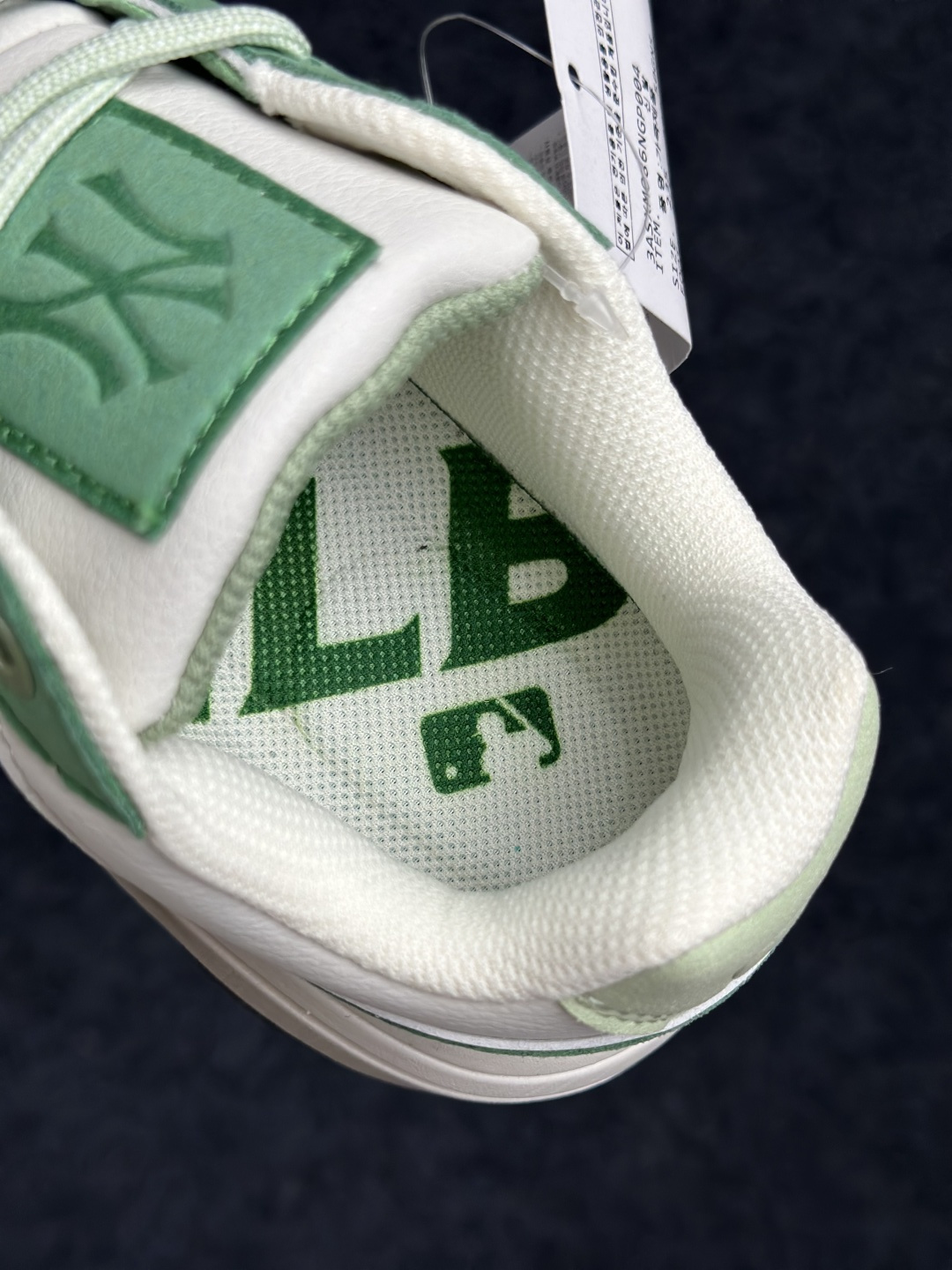 MLB CHUNKY LINER FRESH 纽约洋基队 时尚拼接撞色 立体LO厚底复古 舒适百搭学长鞋 3ASXMO86N-50GNS(GP004) 标准白绿色-Top High Quatity Cheap Sneakers Fashion Clothing Clothes Bags handbags Shoes of all Brand wholesale With The best Quality And Beautiful Price from China Factory Chinese suppliers wholesaler seller MLB CHUNKY LINER FRESH 纽约洋基队 时尚拼接撞色 立体LO厚底复古 舒适百搭学长鞋 3ASXMO86N-50GNS(GP004) 标准白绿色