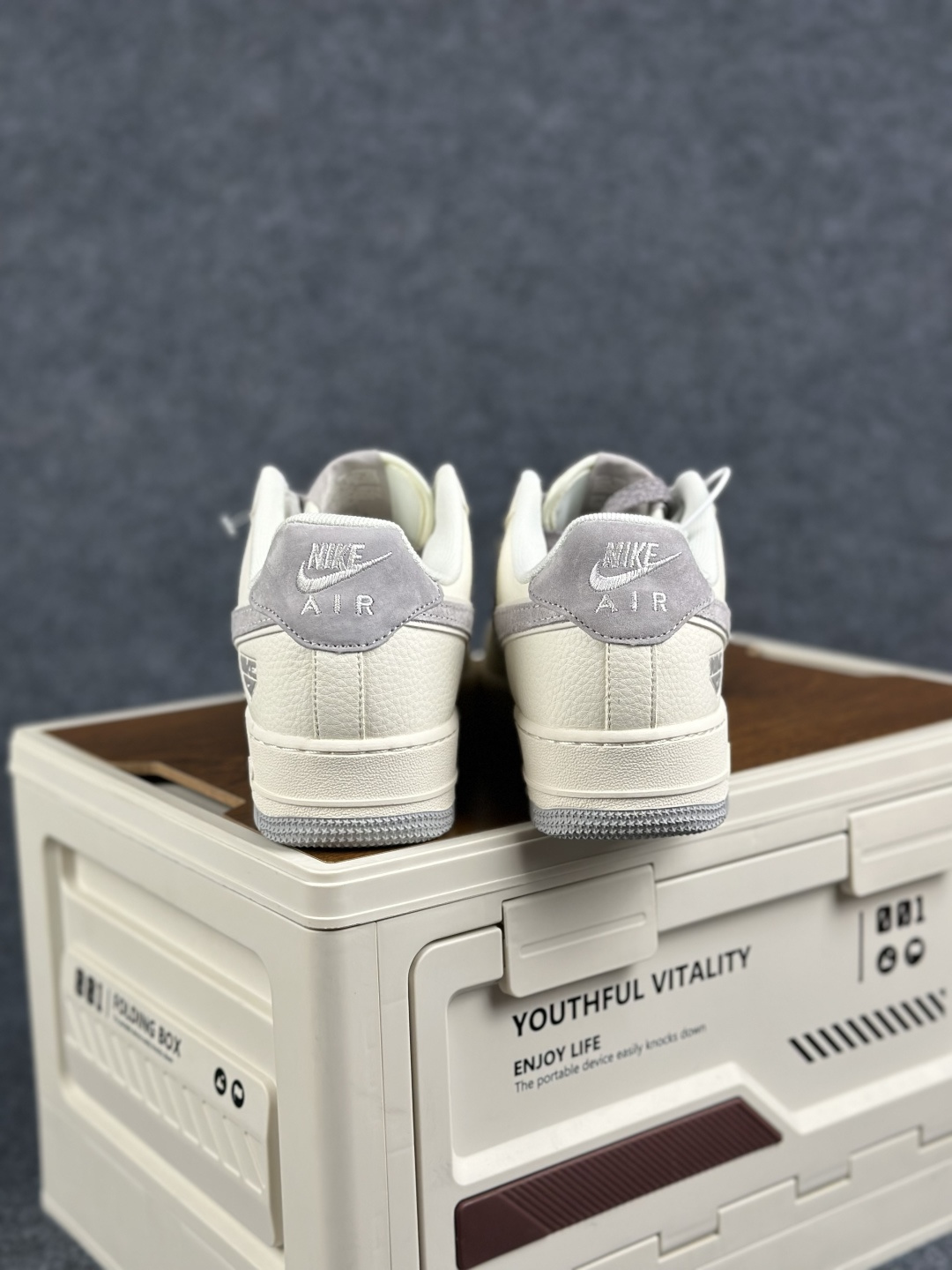 Nike Air Force 1'07 Low 联名款 空军一号低帮休闲板鞋 JP8028-107-Top High Quatity Cheap Sneakers Fashion Clothing Clothes Bags handbags Shoes of all Brand wholesale With The best Quality And Beautiful Price from China Factory Chinese suppliers wholesaler seller Nike Air Force 1'07 Low 联名款 空军一号低帮休闲板鞋 JP8028-107