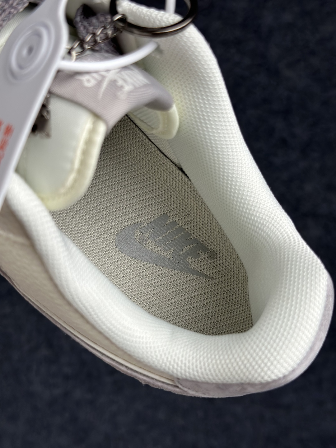 Nike Air Force 1'07 Low 联名款 空军一号低帮休闲板鞋 JP8028-107-Top High Quatity Cheap Sneakers Fashion Clothing Clothes Bags handbags Shoes of all Brand wholesale With The best Quality And Beautiful Price from China Factory Chinese suppliers wholesaler seller Nike Air Force 1'07 Low 联名款 空军一号低帮休闲板鞋 JP8028-107