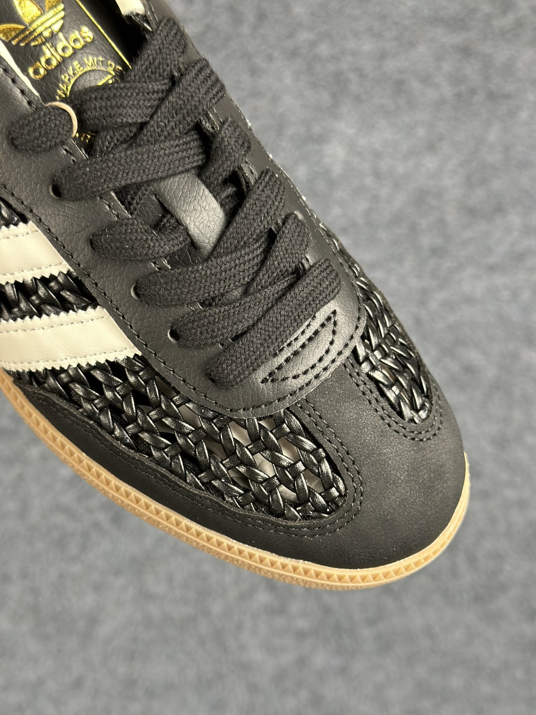 HZ版Adidas Originals Samba 阿迪达斯三叶草 桑巴舞系列绅士德训足球风百搭低帮休闲运动板鞋 HQ9282-Top High Quatity Cheap Sneakers Fashion Clothing Clothes Bags handbags Shoes of all Brand wholesale With The best Quality And Beautiful Price from China Factory Chinese suppliers wholesaler seller HZ版Adidas Originals Samba 阿迪达斯三叶草 桑巴舞系列绅士德训足球风百搭低帮休闲运动板鞋 HQ9282