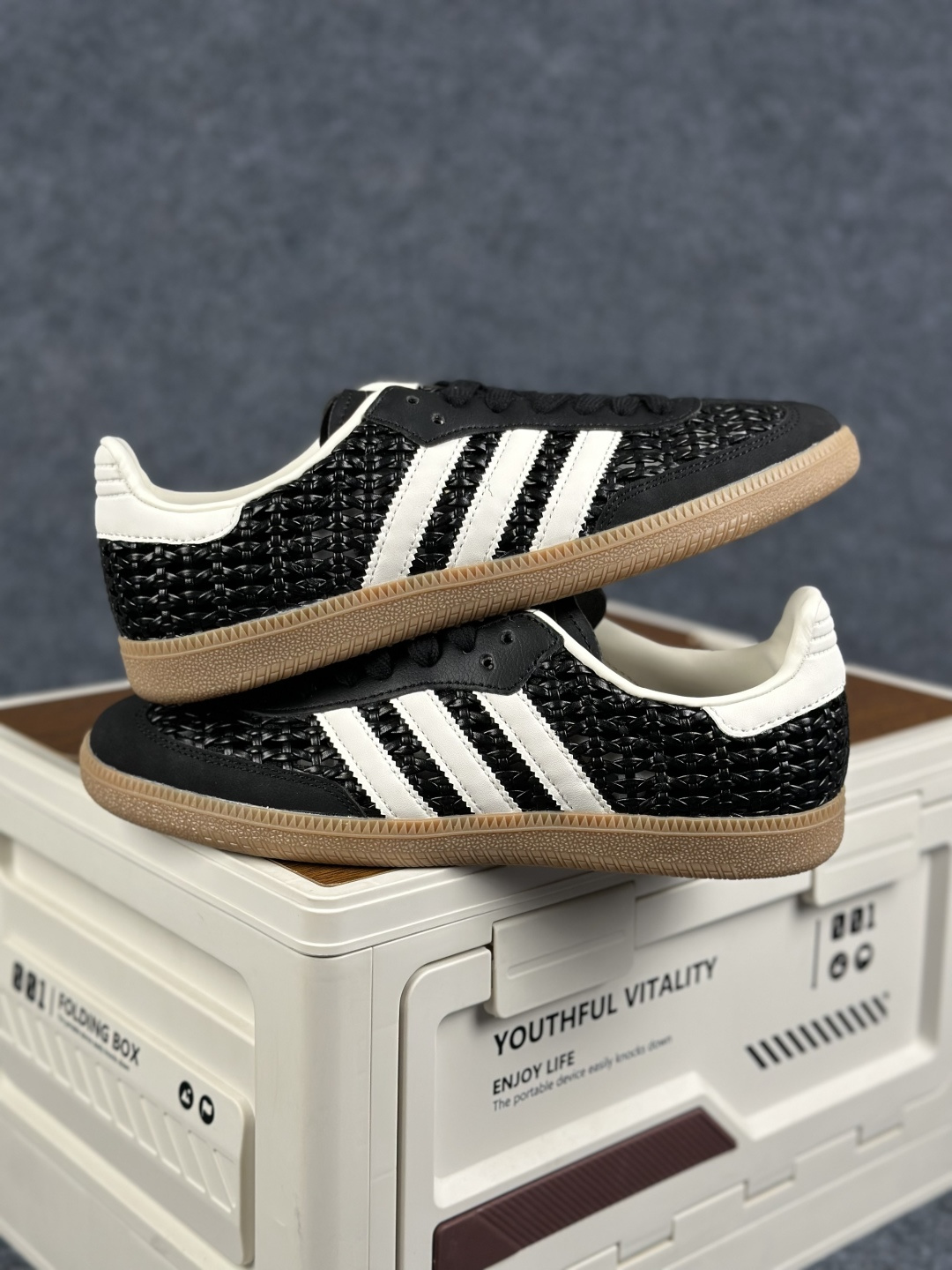 HZ版Adidas Originals Samba 阿迪达斯三叶草 桑巴舞系列绅士德训足球风百搭低帮休闲运动板鞋 HQ9282-Top High Quatity Cheap Sneakers Fashion Clothing Clothes Bags handbags Shoes of all Brand wholesale With The best Quality And Beautiful Price from China Factory Chinese suppliers wholesaler seller HZ版Adidas Originals Samba 阿迪达斯三叶草 桑巴舞系列绅士德训足球风百搭低帮休闲运动板鞋 HQ9282