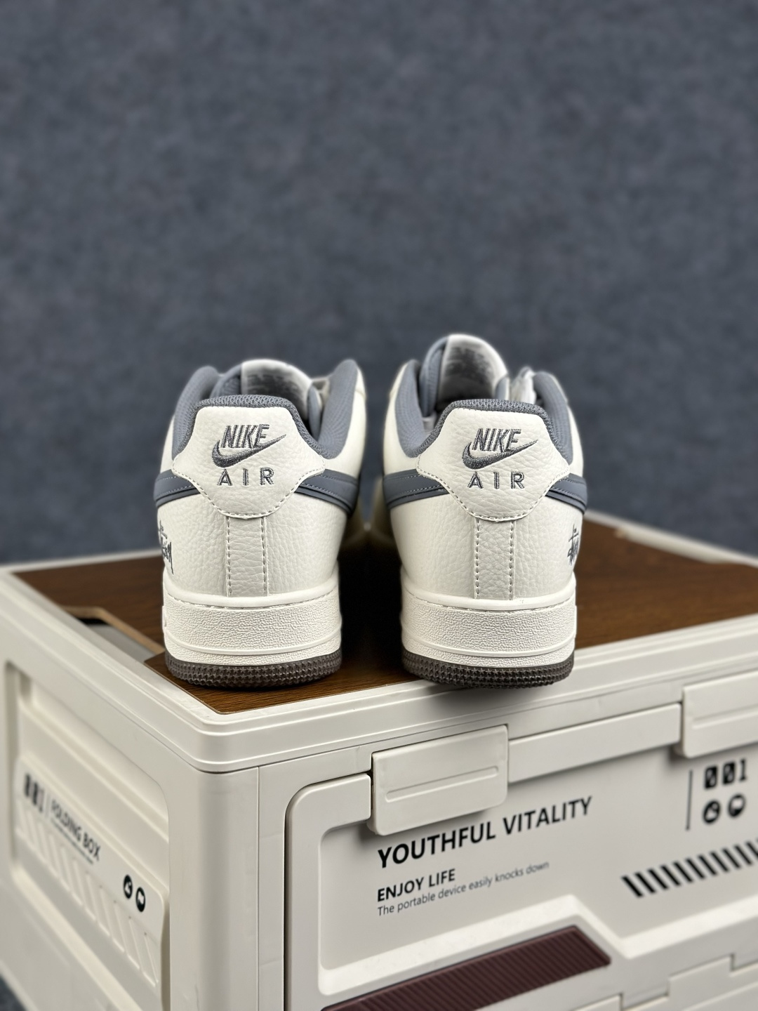 Nike Air Force 1'07 Low 联名款 空军一号低帮休闲板鞋 MM3399-827