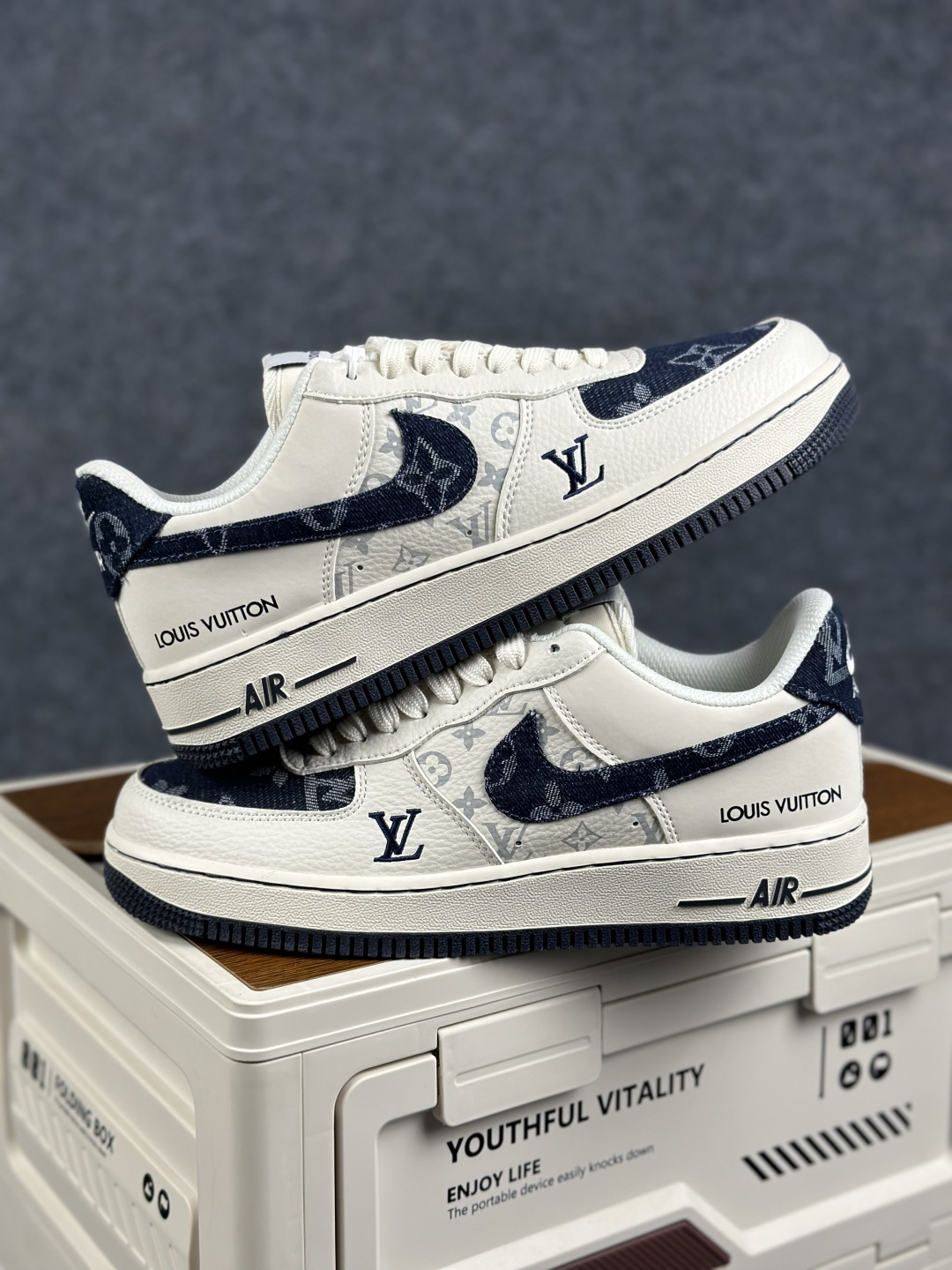 Nike Air Force 1'07 Low 联名款 空军一号低帮休闲板鞋 NH0601-601