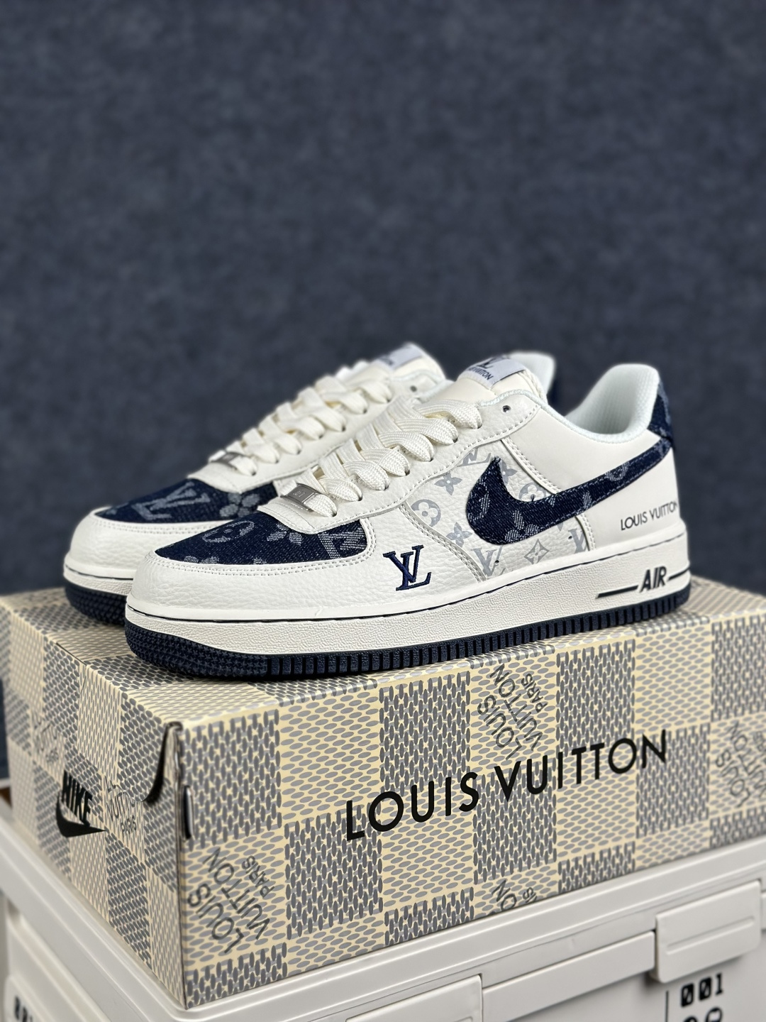 Nike Air Force 1'07 Low 联名款 空军一号低帮休闲板鞋 NH0601-601