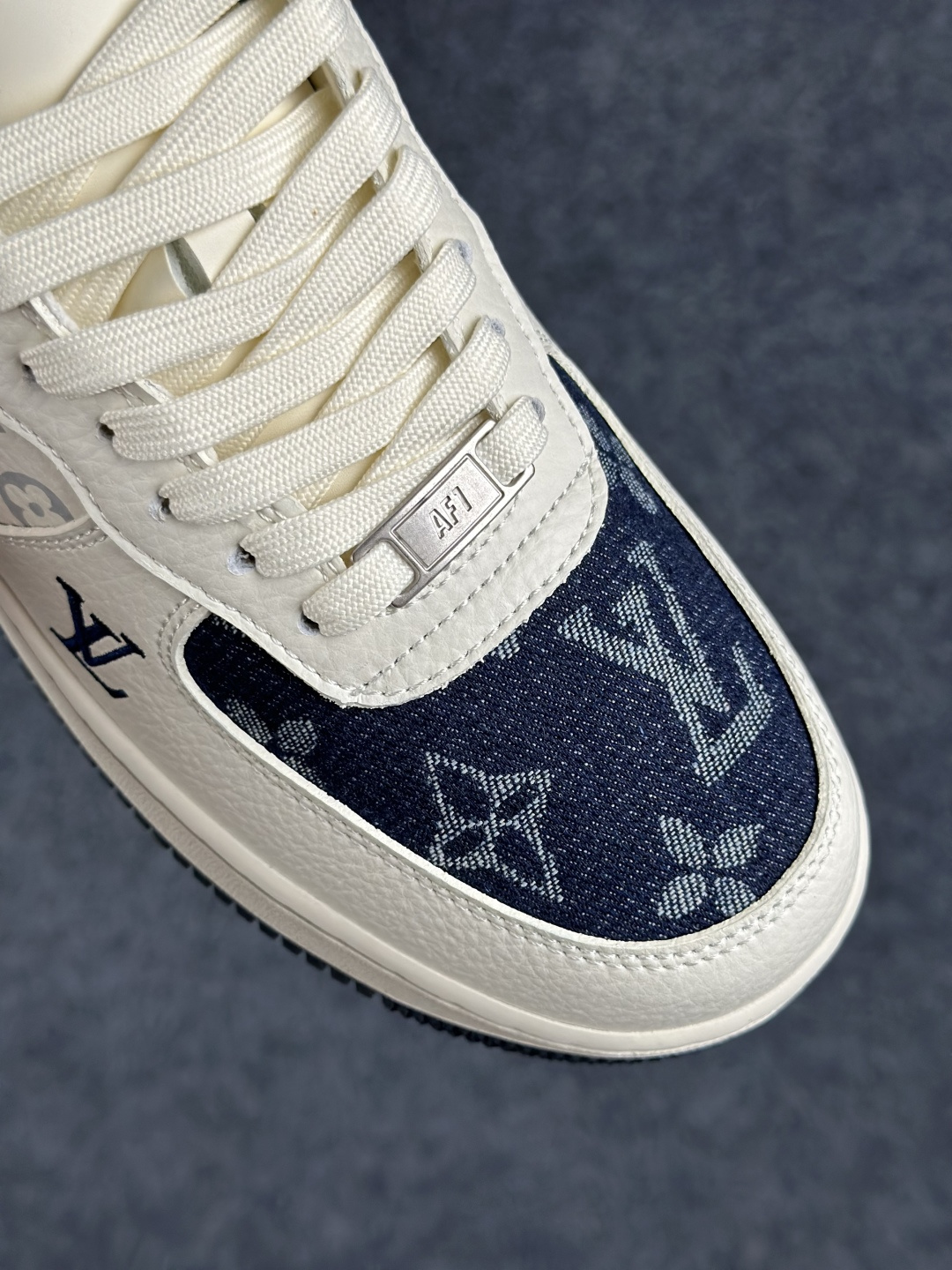 Nike Air Force 1'07 Low 联名款 空军一号低帮休闲板鞋 NH0601-601