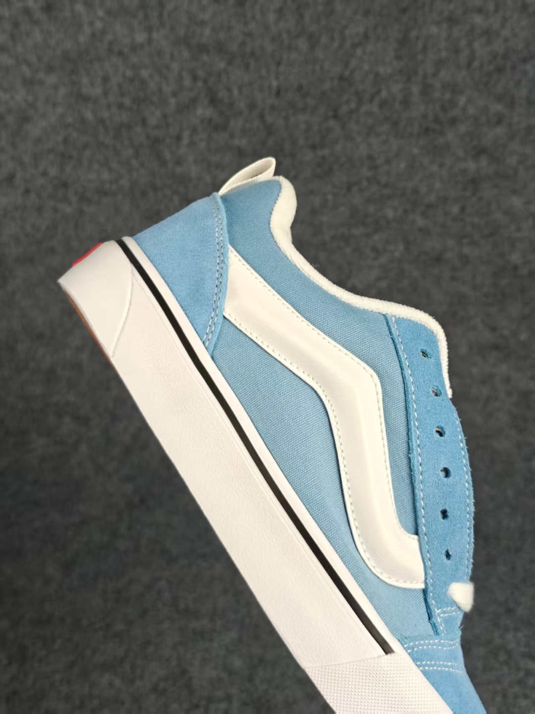虎扑版!Vans Knu-Skool 低帮 KK57 纯原级别外贸订单!万斯经典 硫化翻毛皮板鞋 粗宽立体标 正品海鸥线 虎扑版!Vans Knu-Skool 低帮 KK57 纯原级别外贸订单!万斯经典 硫化翻毛皮板鞋 粗宽立体标 正品海鸥线