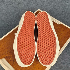 虎扑版!Vans Sk8-Low 低帮 K19V 纯原级别外贸订单!万斯经典 硫化帆布板鞋 正品海鸥线 鞋头包边完美 钢 虎扑版!Vans Sk8-Low 低帮 K19V 纯原级别外贸订单!万斯经典 硫化帆布板鞋 正品海鸥线 鞋头包边完美 钢