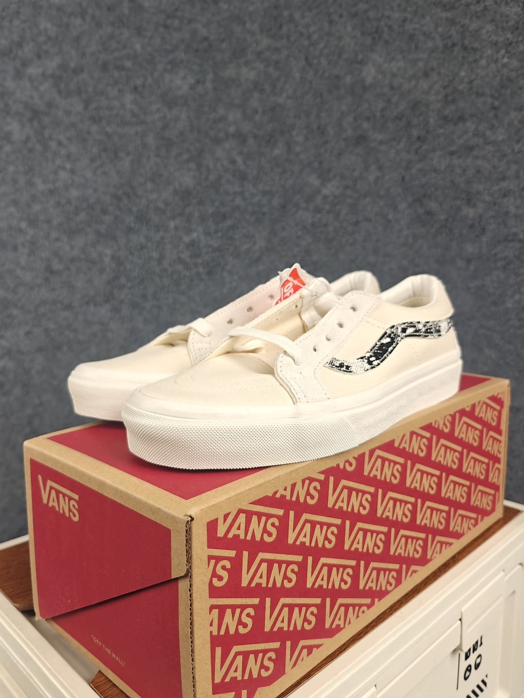 虎扑版!Vans Sk8-Low 低帮 K19V 纯原级别外贸订单!万斯经典 硫化帆布板鞋 正品海鸥线 鞋头包边完美 钢 虎扑版!Vans Sk8-Low 低帮 K19V 纯原级别外贸订单!万斯经典 硫化帆布板鞋 正品海鸥线 鞋头包边完美 钢