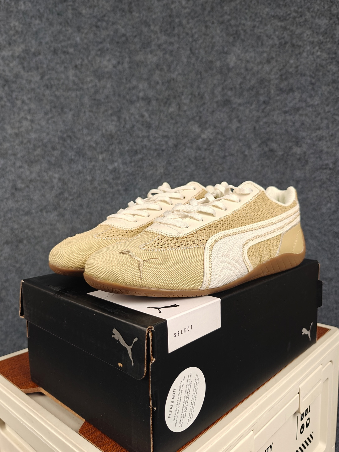 Puma Speedcet OG 彪马低帮复古运动休闲赛车跑鞋 以趣味十足又前卫复古的设计引领潮流,将赛道精神融入街头 Puma Speedcet OG 彪马低帮复古运动休闲赛车跑鞋 以趣味十足又前卫复古的设计引领潮流,将赛道精神融入街头