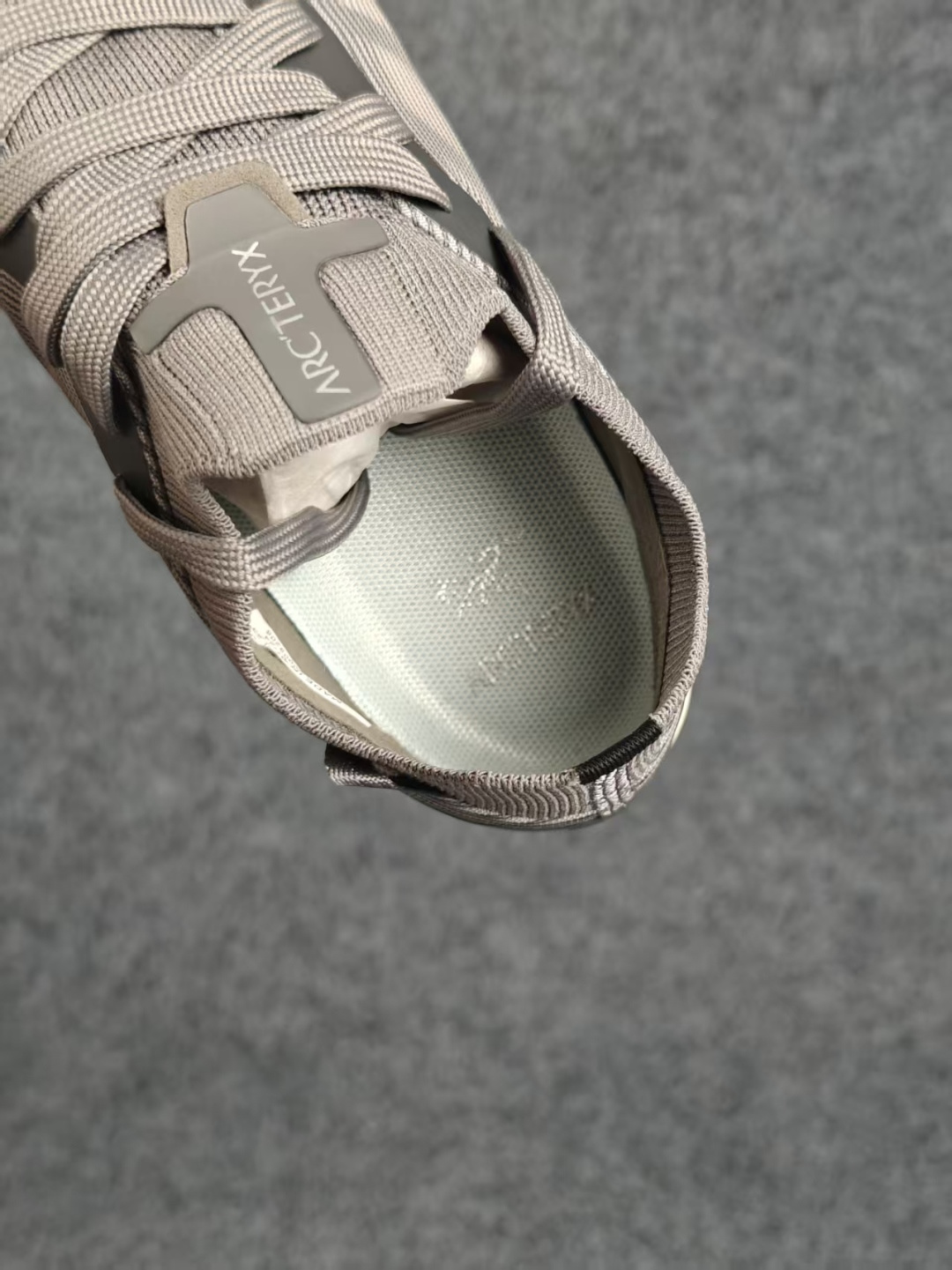 始祖鸟·Arc'teryx KNORVAN SL3系列 未来之壳系列低帮轻量化透气越野徒步户外运动跑鞋“  又到了登山的