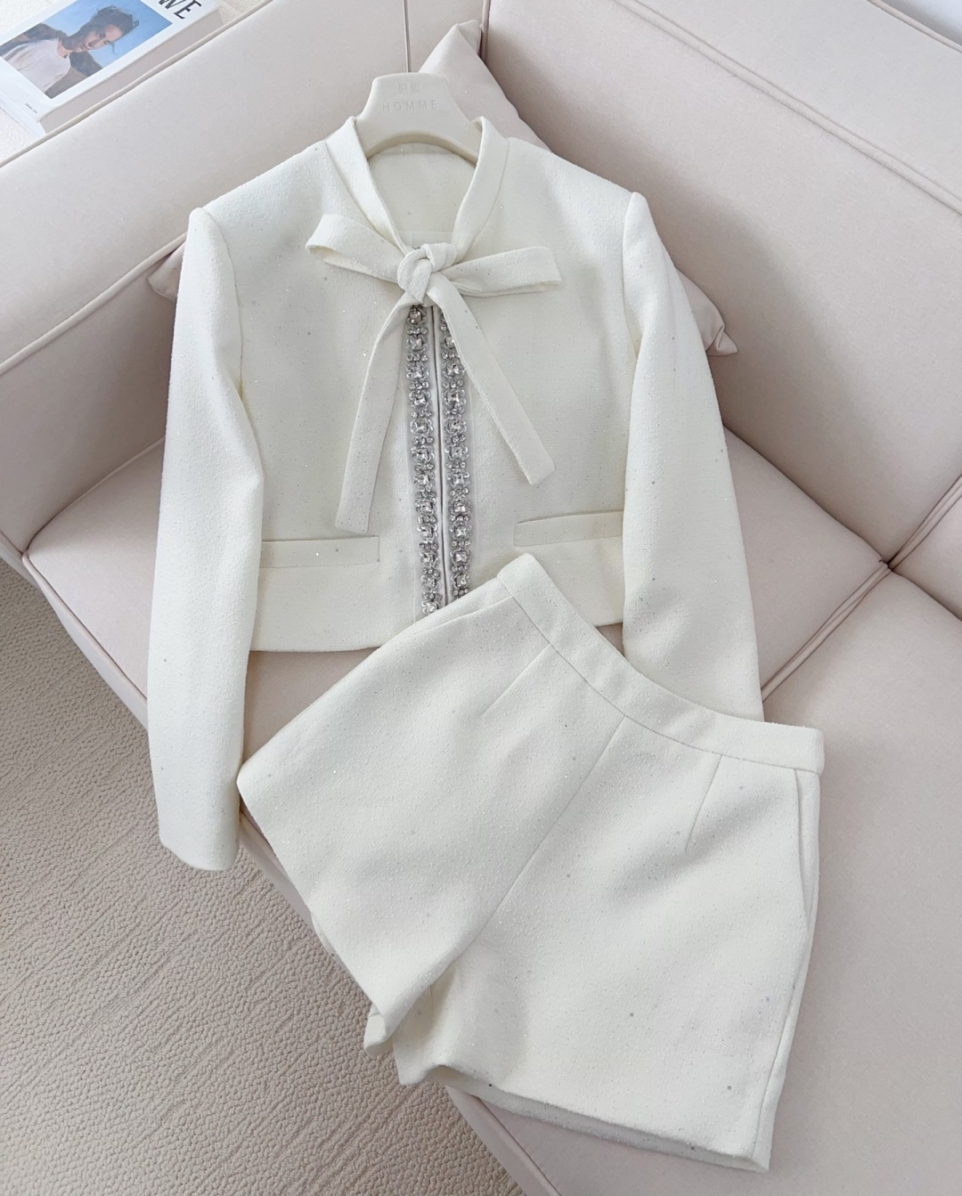 Elegant Women's Two-Piece Set with Sequins - Chic Jacket and Shorts Outfit 9 cmp a1755828135961 6120