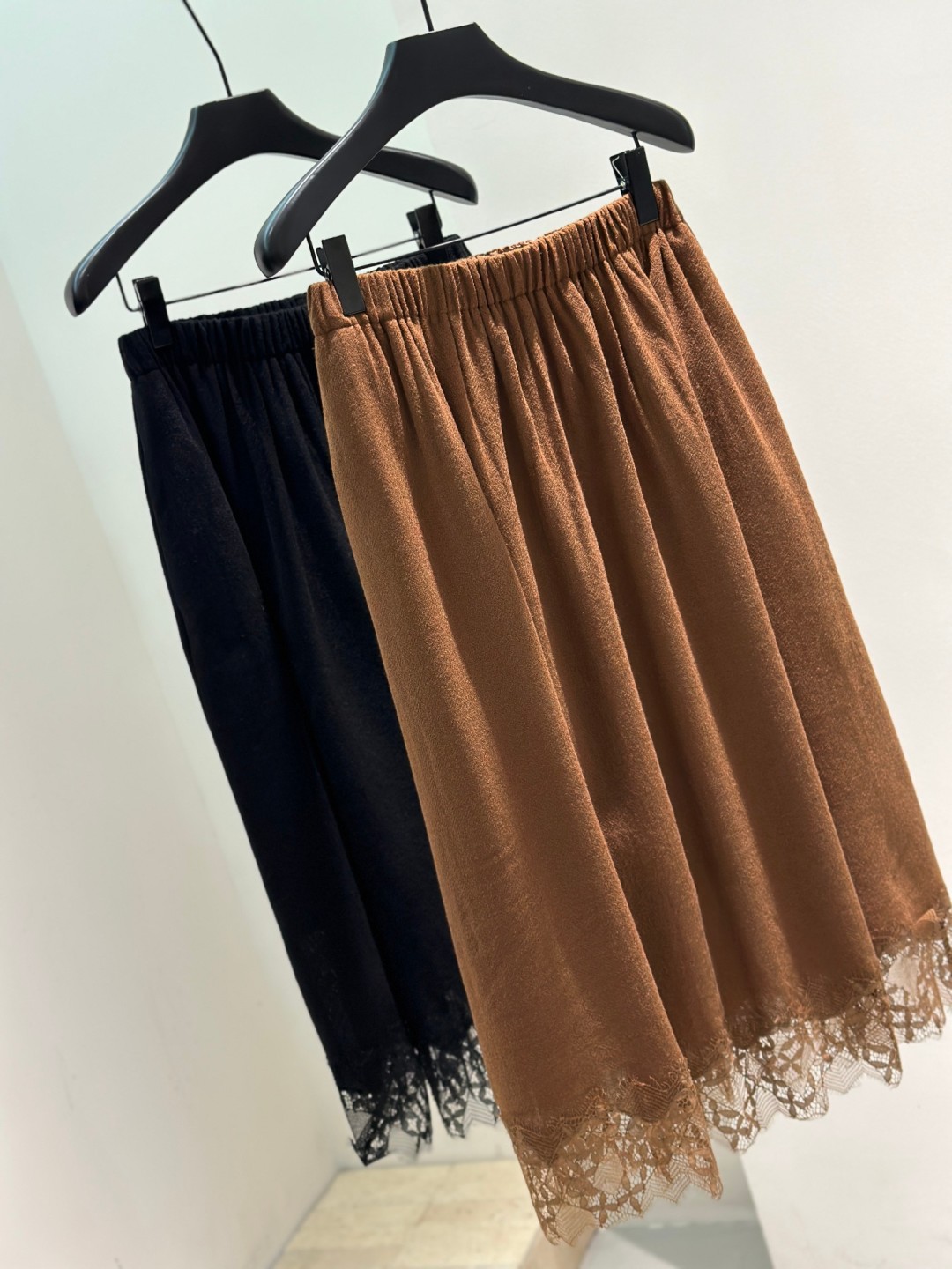 Elegant Women's Lace Trim A-Line Skirt with Elastic Waistband - Brown 9 cmp a1758096991783 8774
