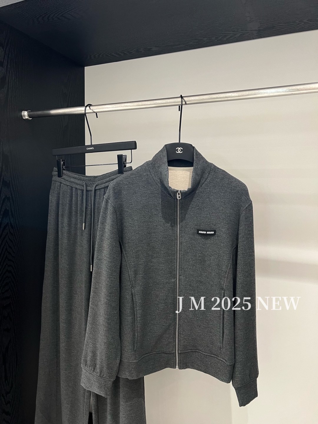 Women's 2025 FW Miu Style Lounge Set - Comfortable & Relaxed Fit 5 cmp a1758102171666 2455