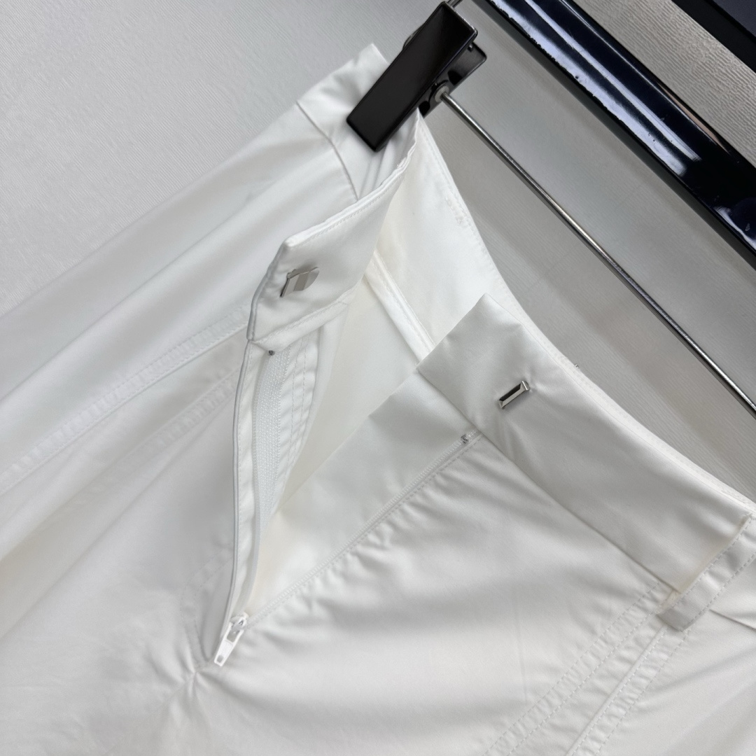 香奈儿 布鲁奈罗·库奇内利 高级成衣风衣外套及大衣服饰 #3473EE52 3