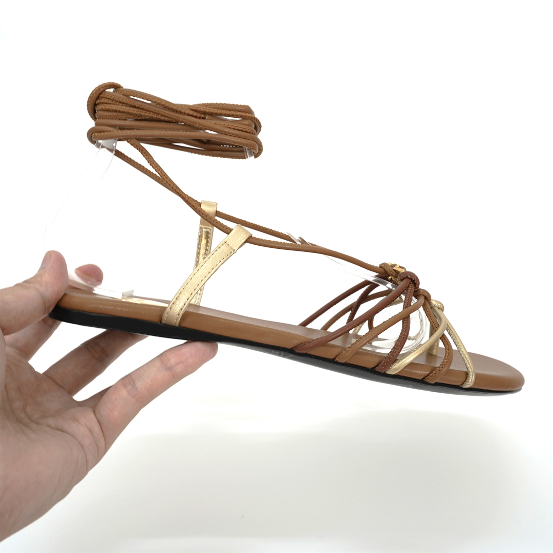 Yves Saint Laurent YSL Sandals: Classic Design with Unique Knitting and High-Fashion Elements - 图片 3