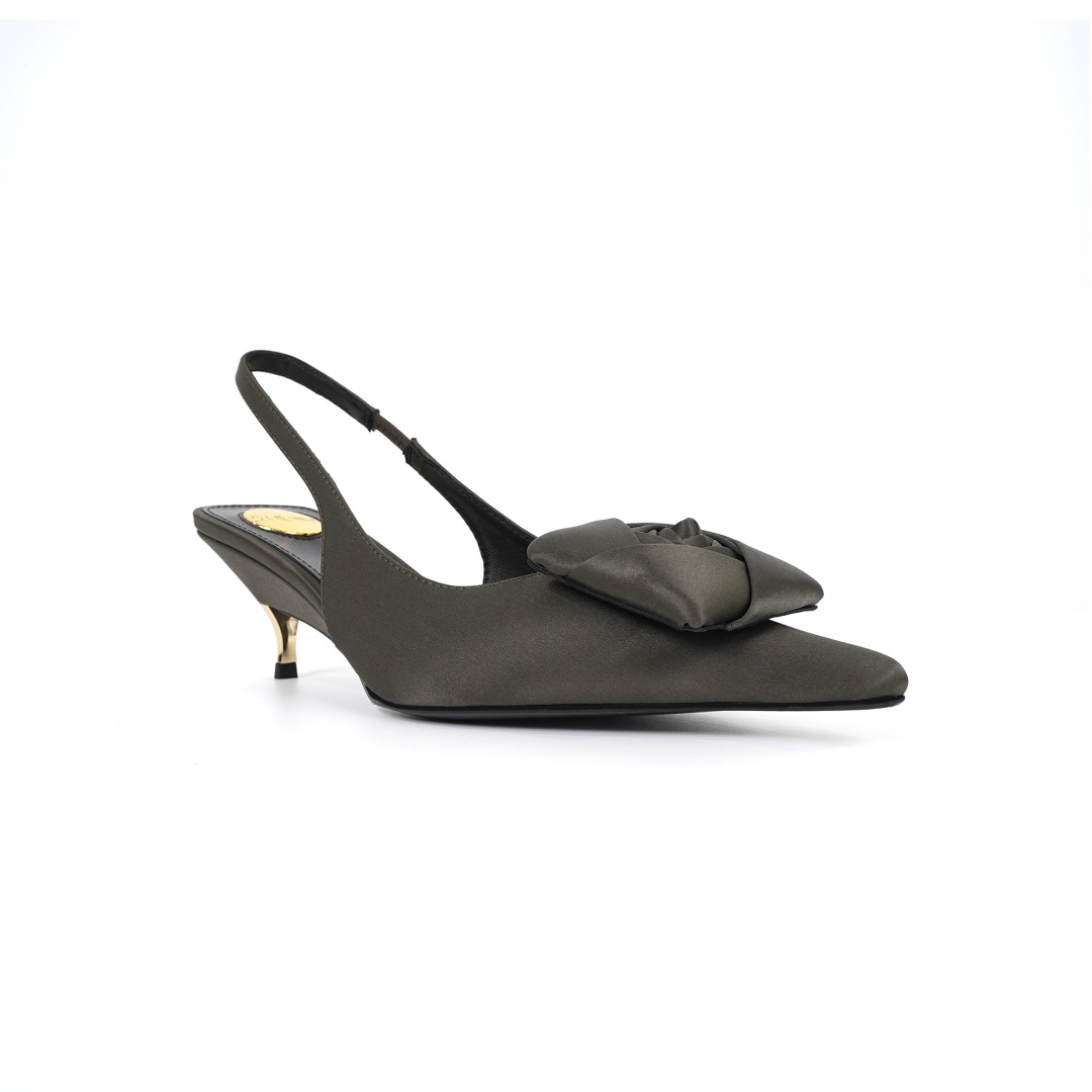 Saint Laurent Haute Couture Classic Luxury Leather Shoe Ref.1A7E4BC0 3