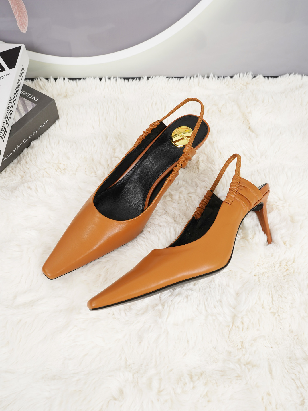 Saint Laurent Haute Couture Classic Luxury Leather Shoe Ref 2