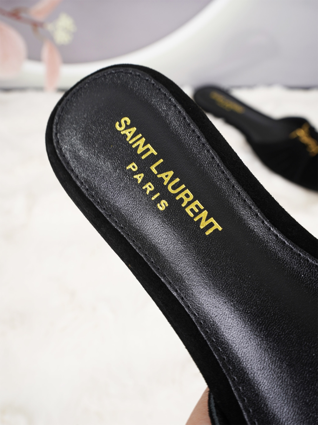 Saint Laurent 专柜款经典鞋履 5