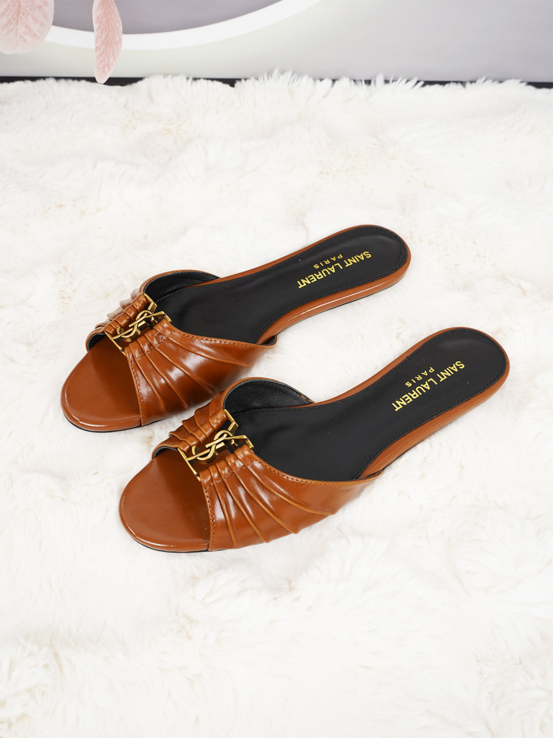 Saint Laurent Classic Luxury Leather Shoe Loafer Shoes Ref.9A30FFD6 2