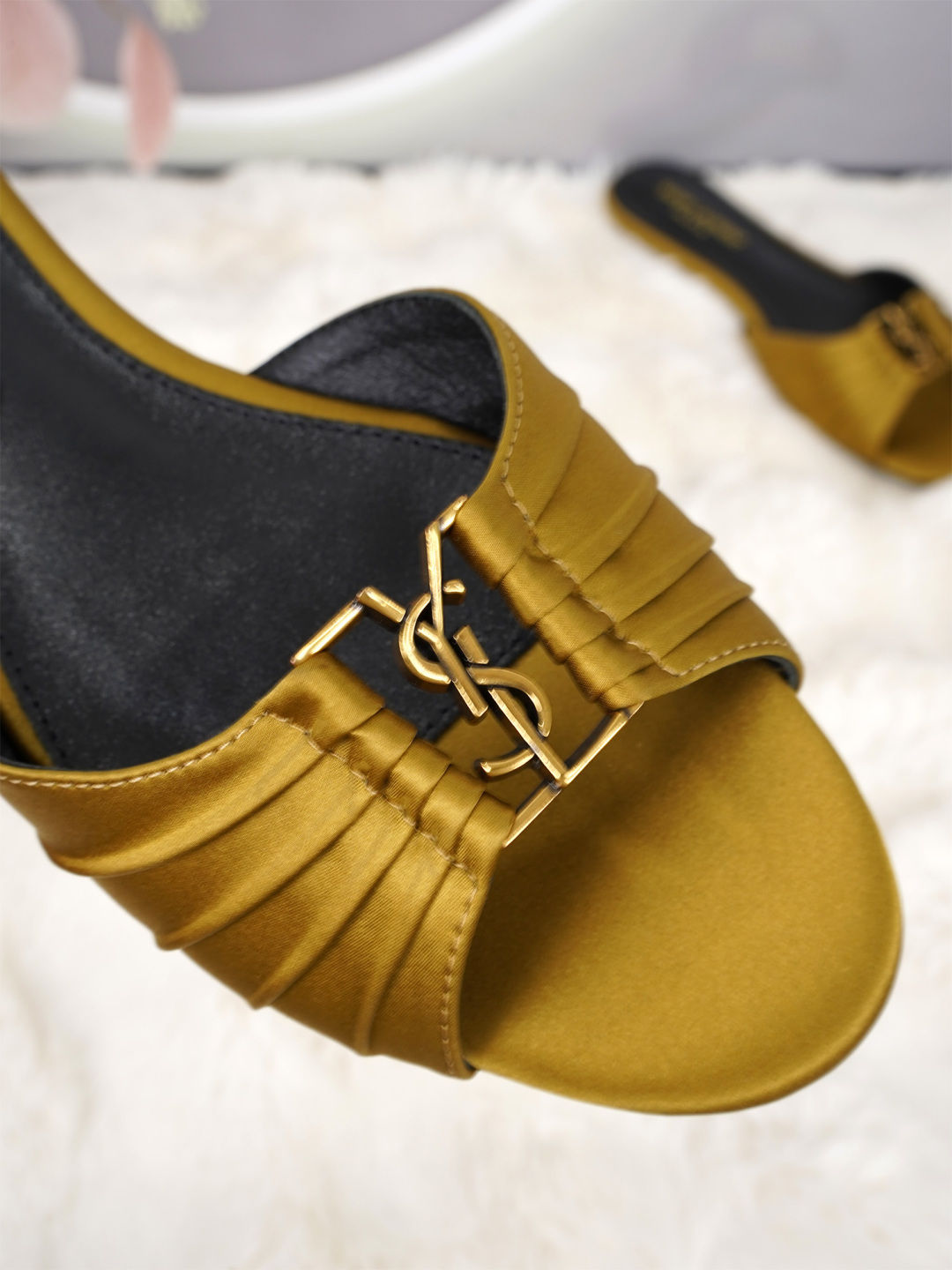 Saint Laurent Classic Luxury Leather Shoe Loafer Shoes Ref.0F1B0BE3 4