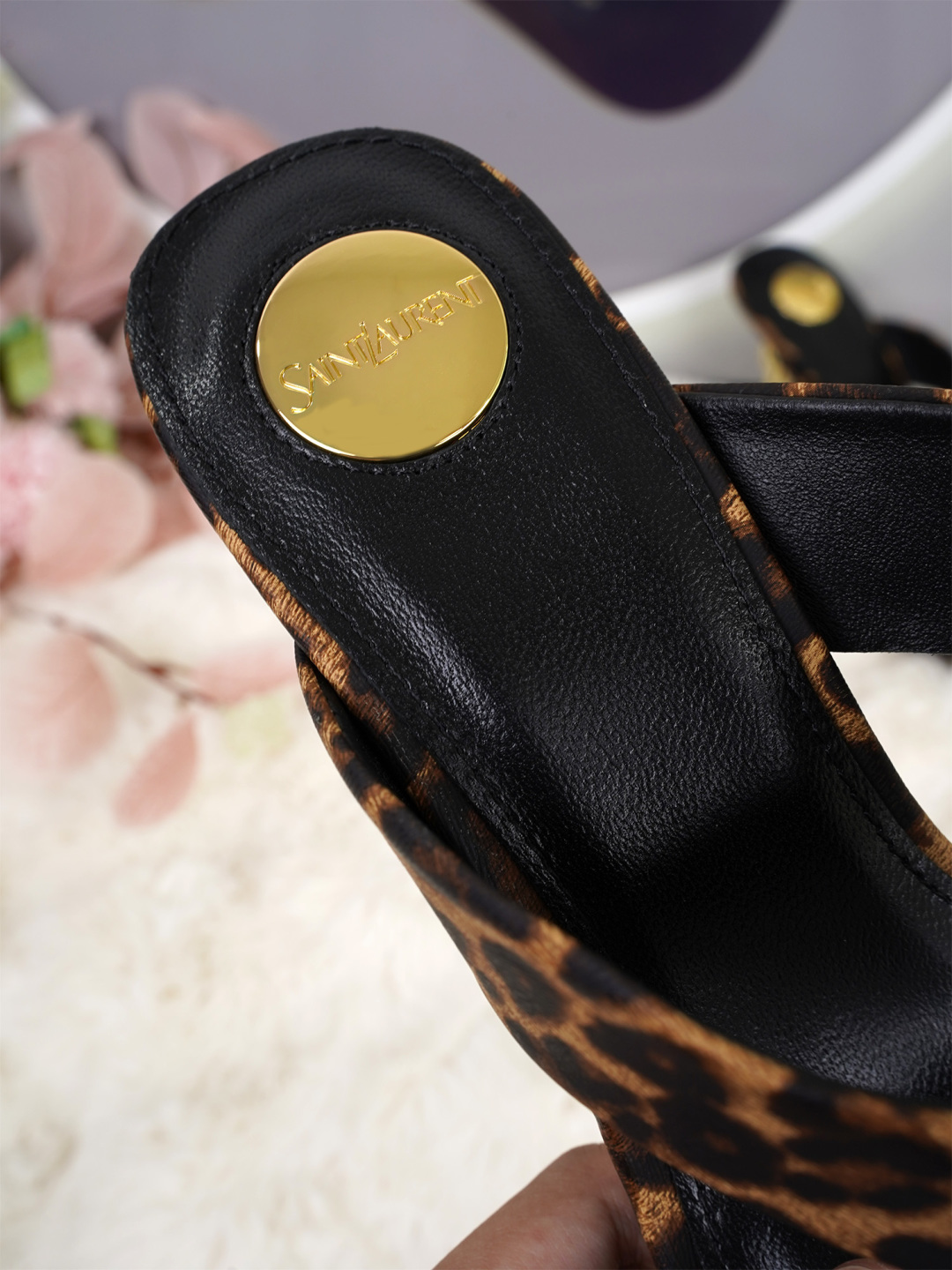 Saint Laurent Haute Couture Classic Luxury Leather Loafer Shoe Ref 2