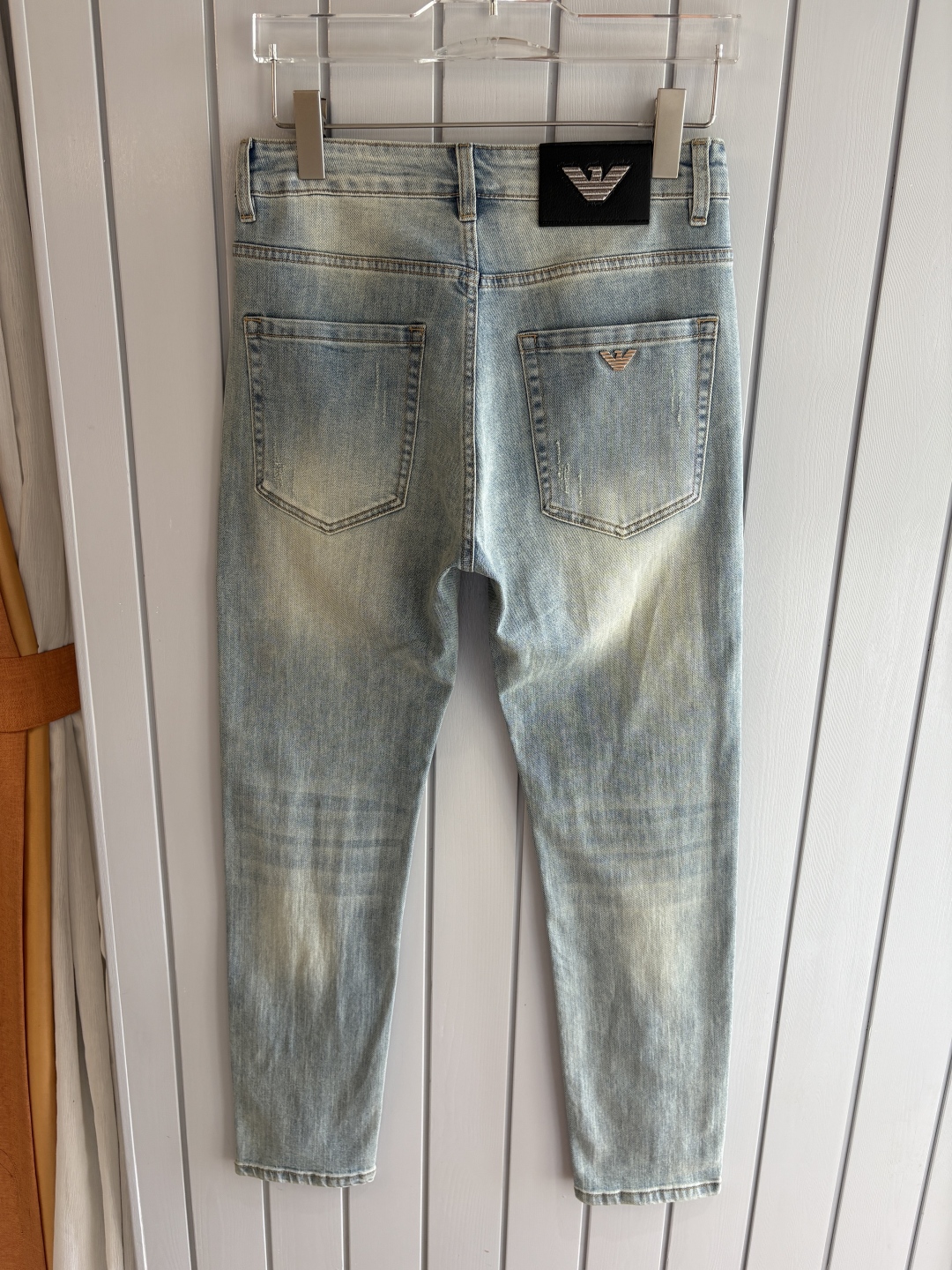 Original Water-Washing Jeans with Top-Level Embroidery and Luxurious Craftsmanship - 图片 4