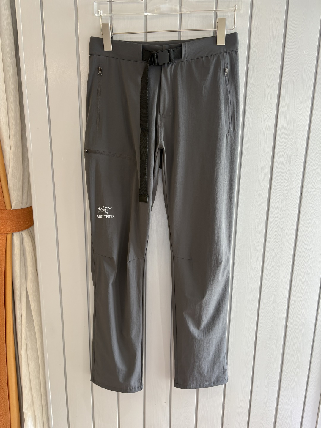 始祖鸟 官网同步 经典户外 工装裤 颜色超级正 海外同步发型 今年流行趋势 进口科技面料 M-3XL