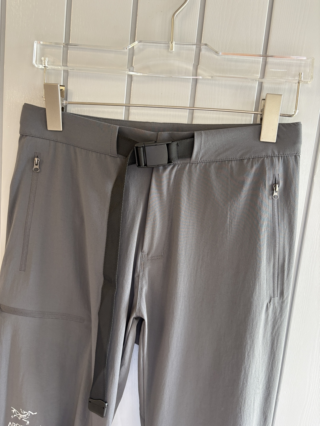 始祖鸟 官网同步 经典户外 工装裤 颜色超级正 海外同步发型 今年流行趋势 进口科技面料 M-3XL