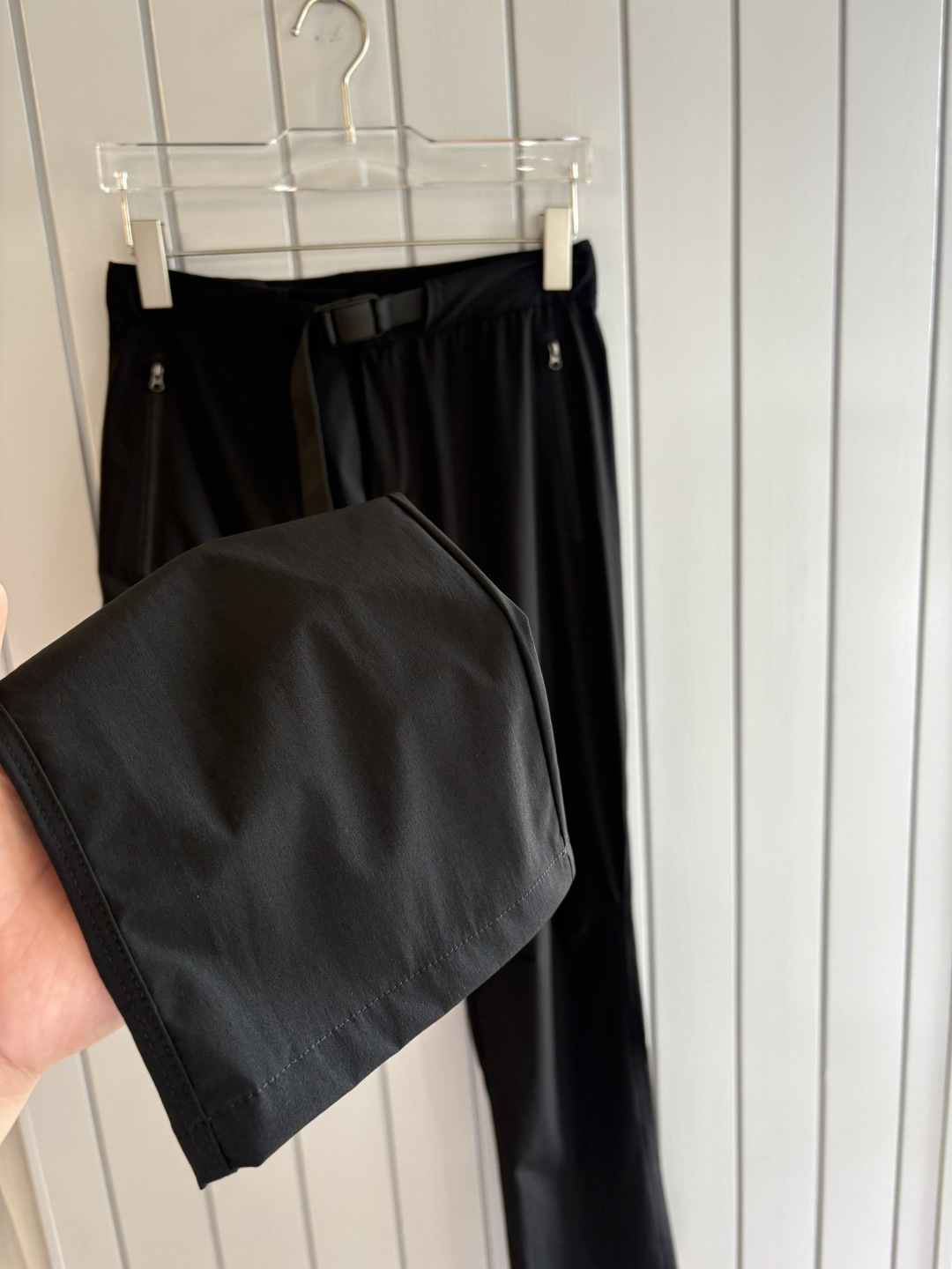 始祖鸟 官网同步 经典户外 工装裤 颜色超级正 海外同步发型 今年流行趋势 进口科技面料 M-3XL