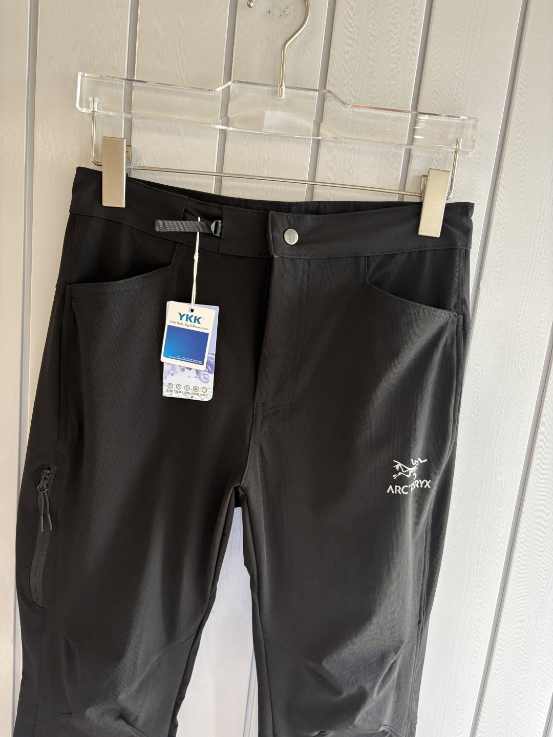 始祖鸟 官网同步 经典户外 工装裤 颜色超级正 海外同步发型 今年流行趋势 进口科技面料 M-3XL