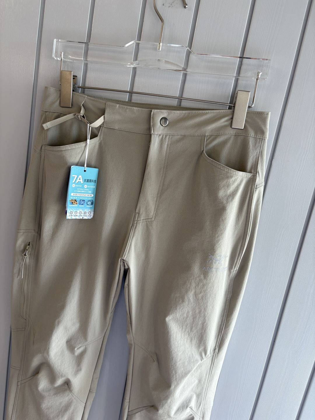 始祖鸟 官网同步 经典户外 工装裤 颜色超级正 海外同步发型 今年流行趋势 进口科技面料 M-3XL