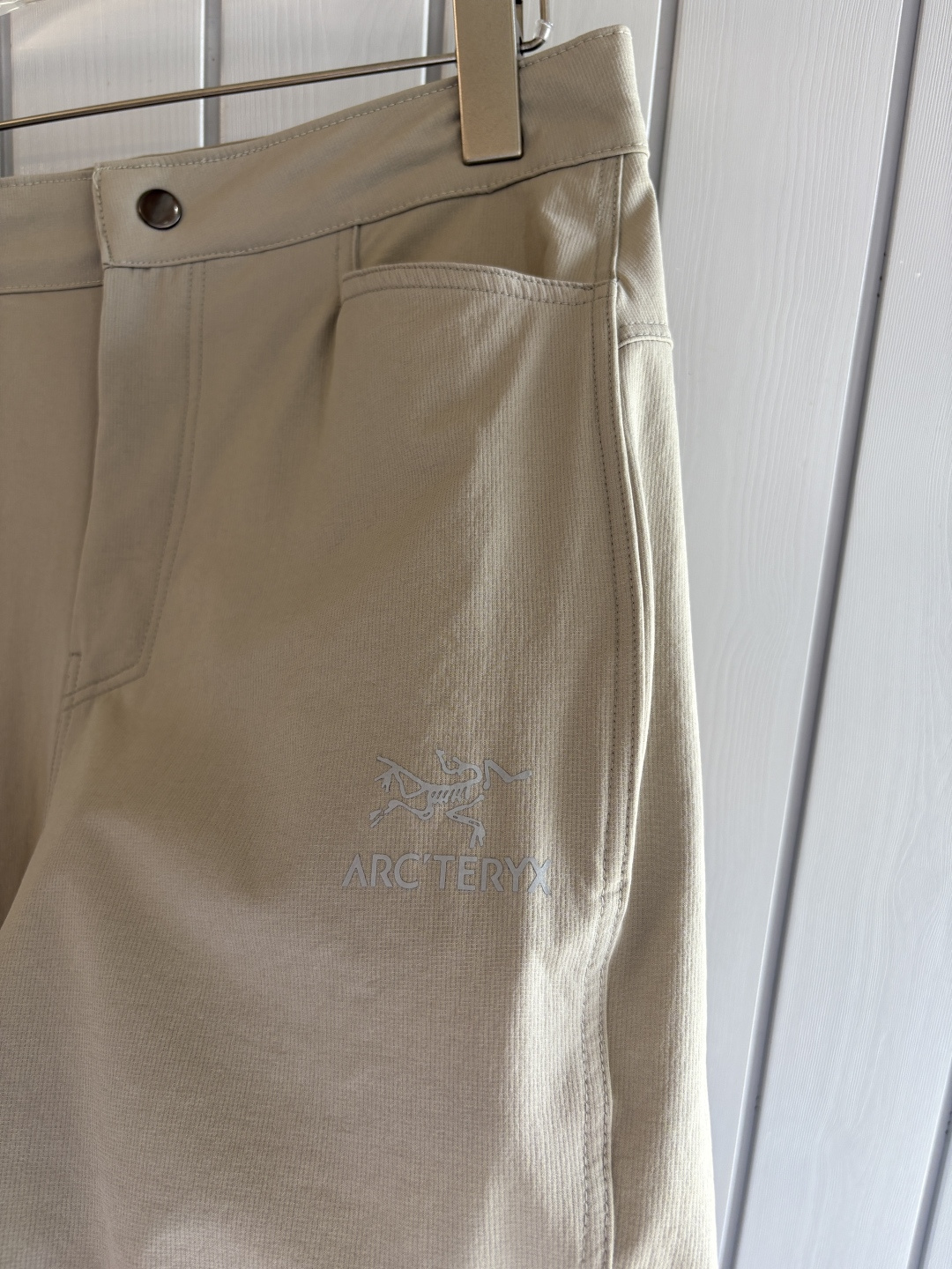 始祖鸟 官网同步 经典户外 工装裤 颜色超级正 海外同步发型 今年流行趋势 进口科技面料 M-3XL