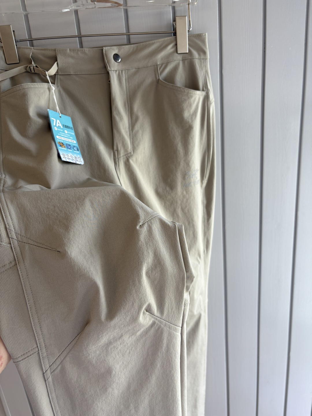 始祖鸟 官网同步 经典户外 工装裤 颜色超级正 海外同步发型 今年流行趋势 进口科技面料 M-3XL