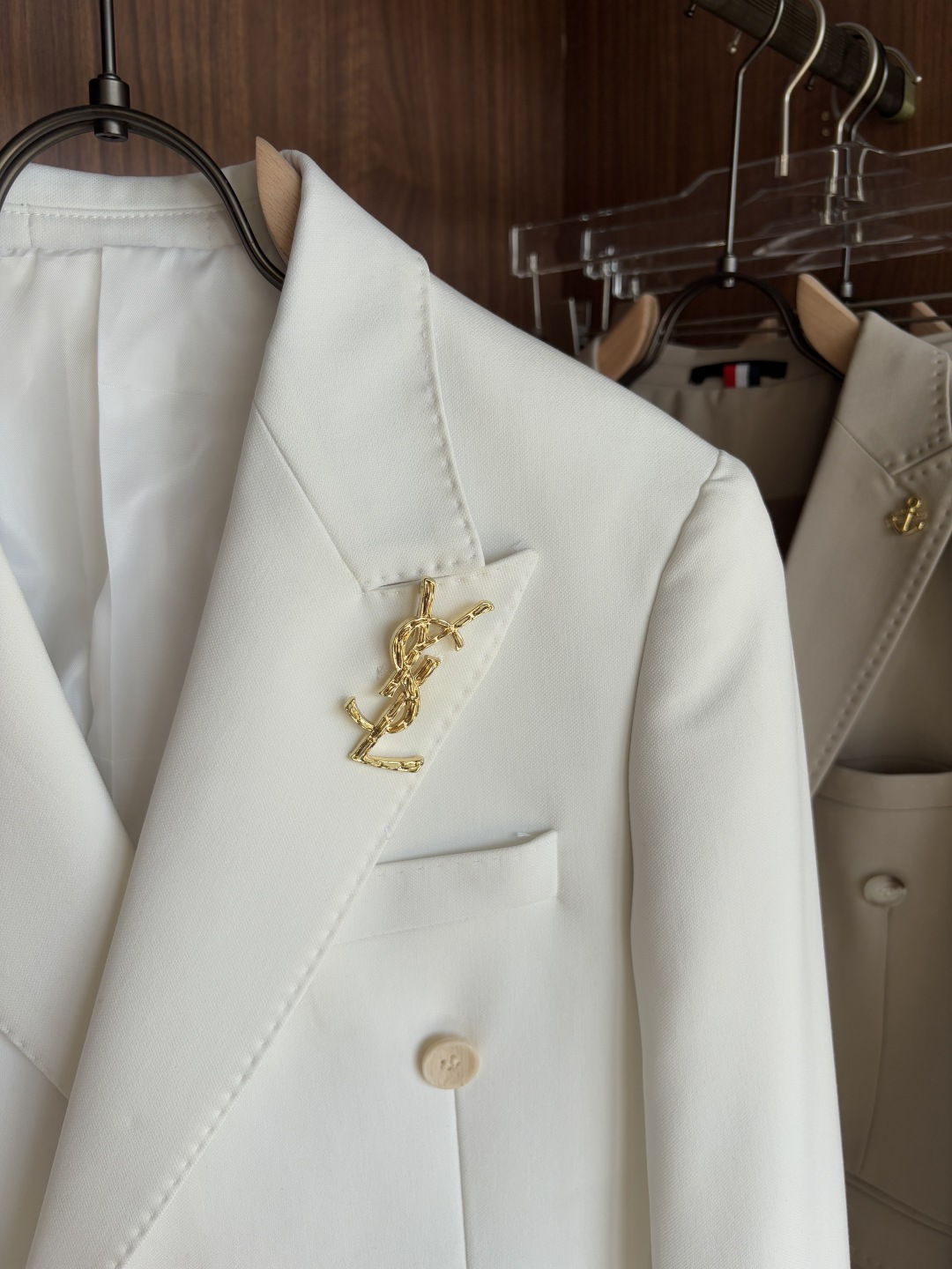 Handcrafted Summer Suits: Elegance, Comfort, and Quality in Every Detail - 图片 4