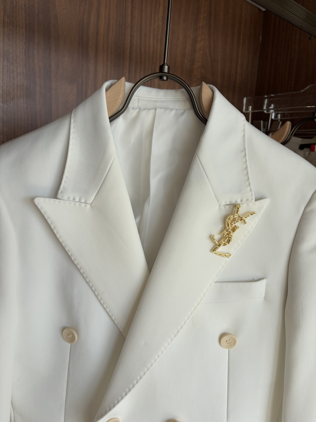 Handcrafted Summer Suits: Elegance, Comfort, and Quality in Every Detail - 图片 3
