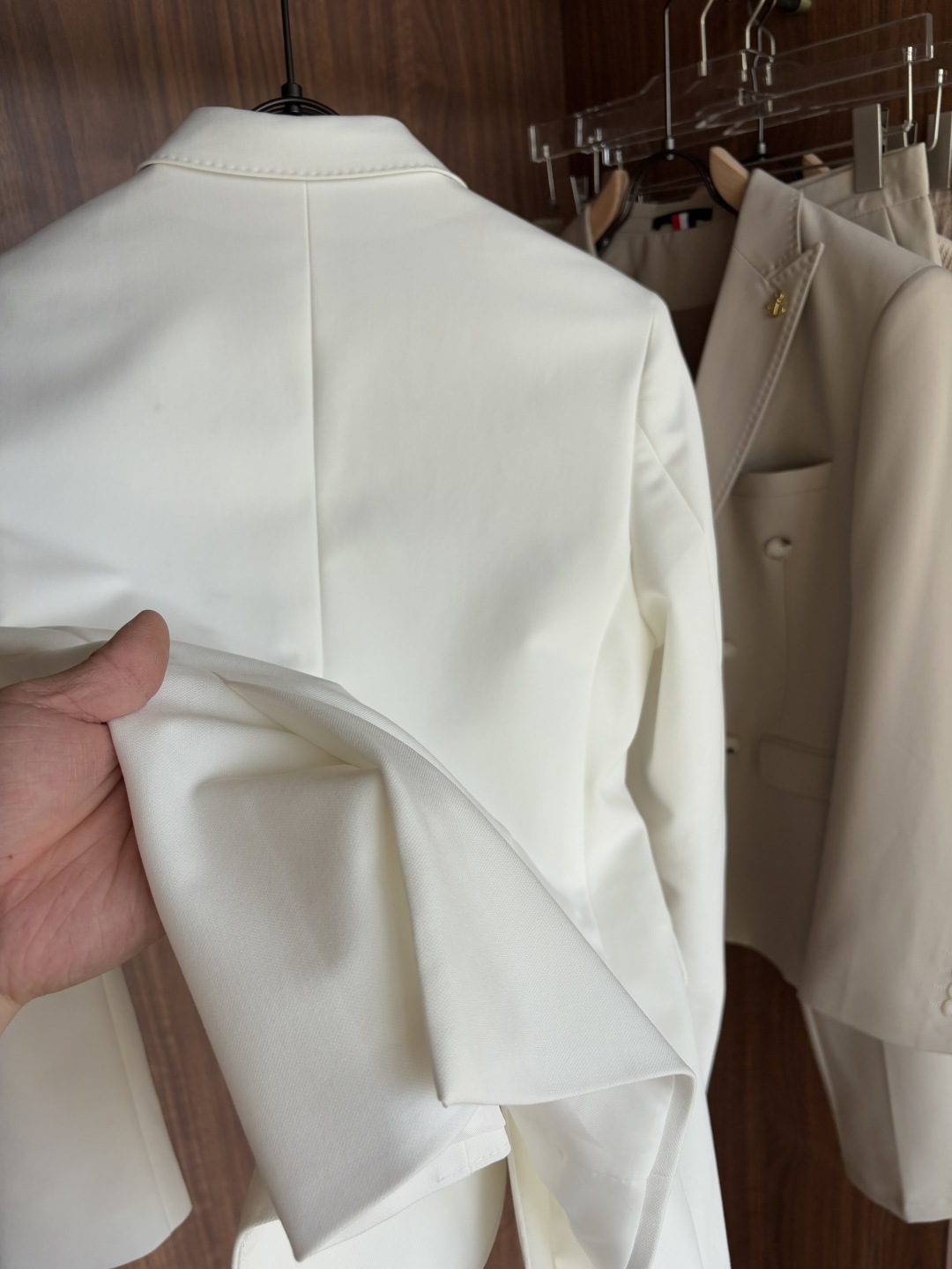 Handcrafted Summer Suits: Elegance, Comfort, and Quality in Every Detail - 图片 7